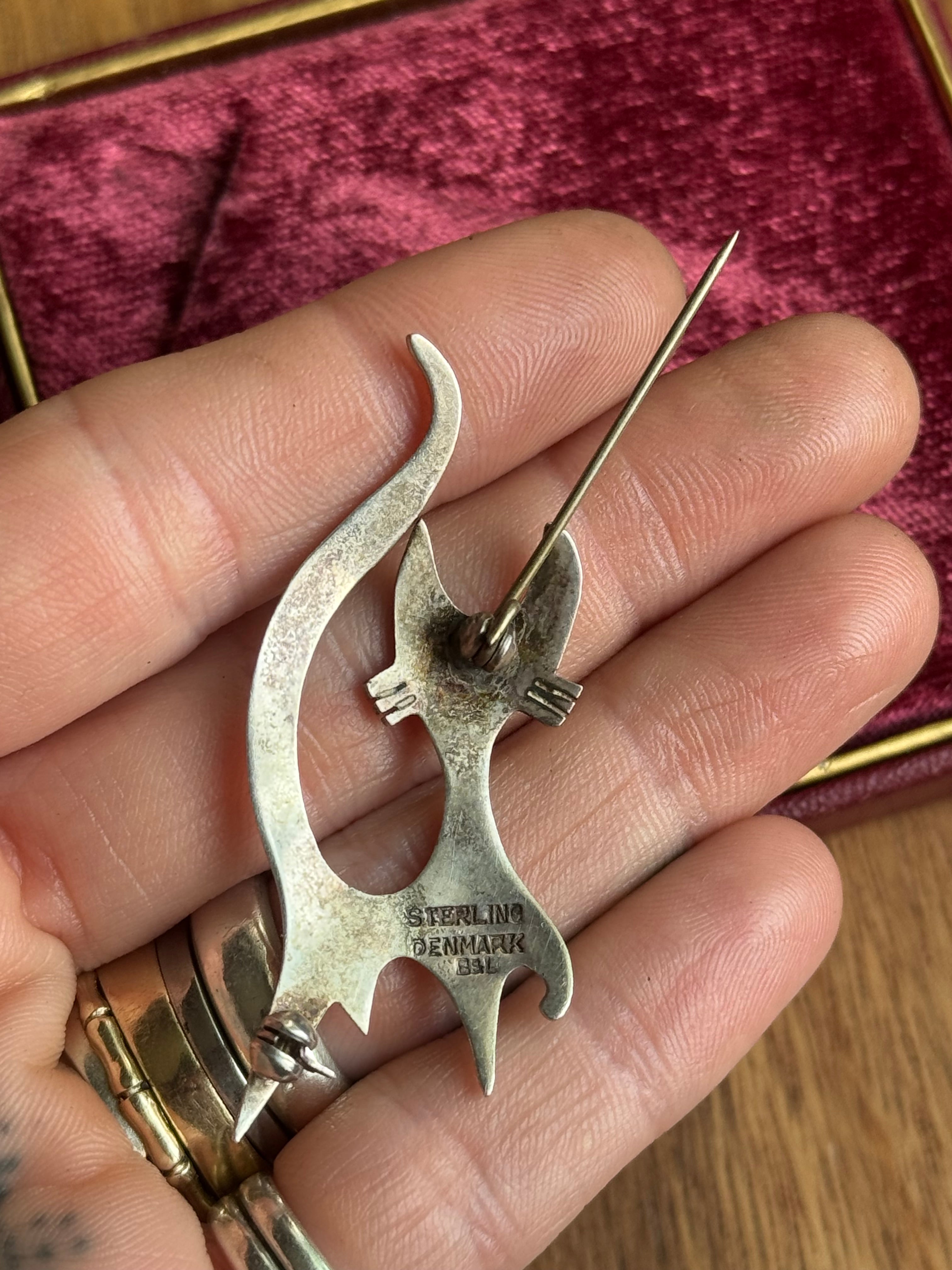 Vintage Sterling Silver Cat Pin
