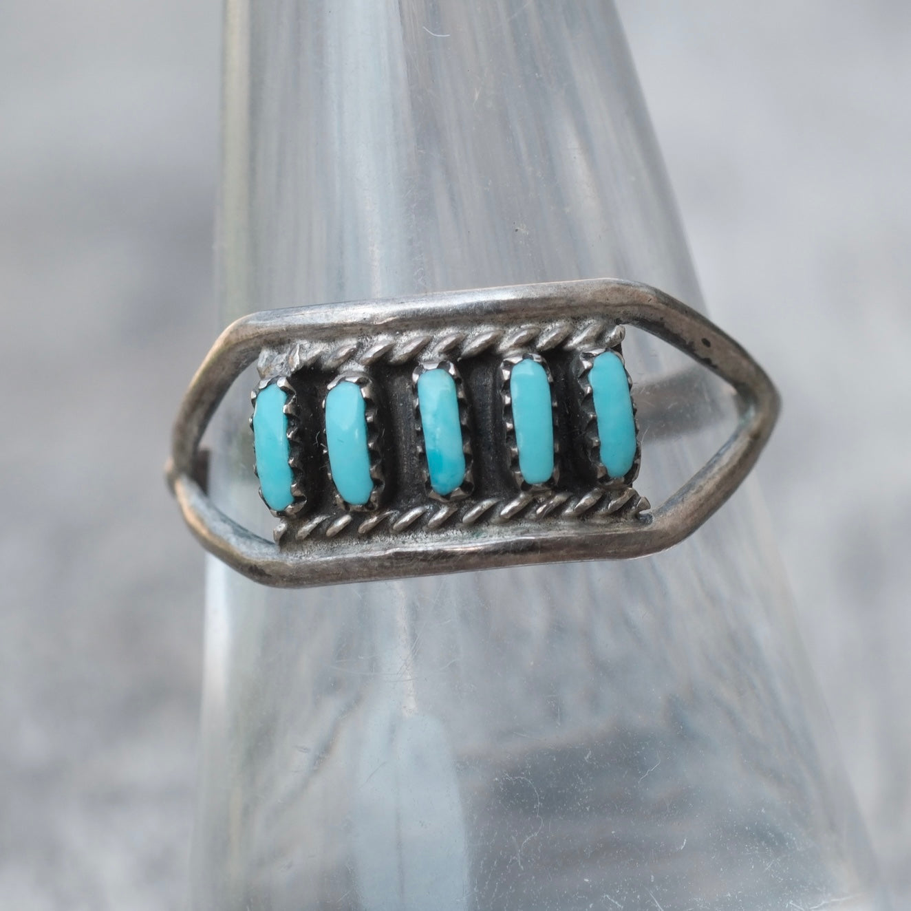 Vintage Sterling Petit Point Band Ring 8.5