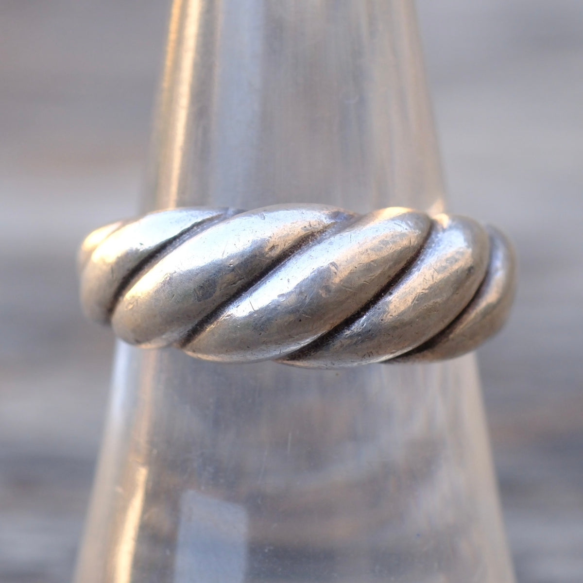 Vintage Sterling Silver Twisted Band Ring 7.75