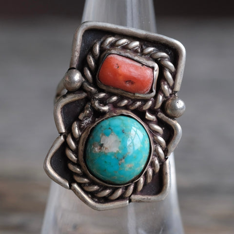 Vintage Sterling Turquoise and Coral Ring 5