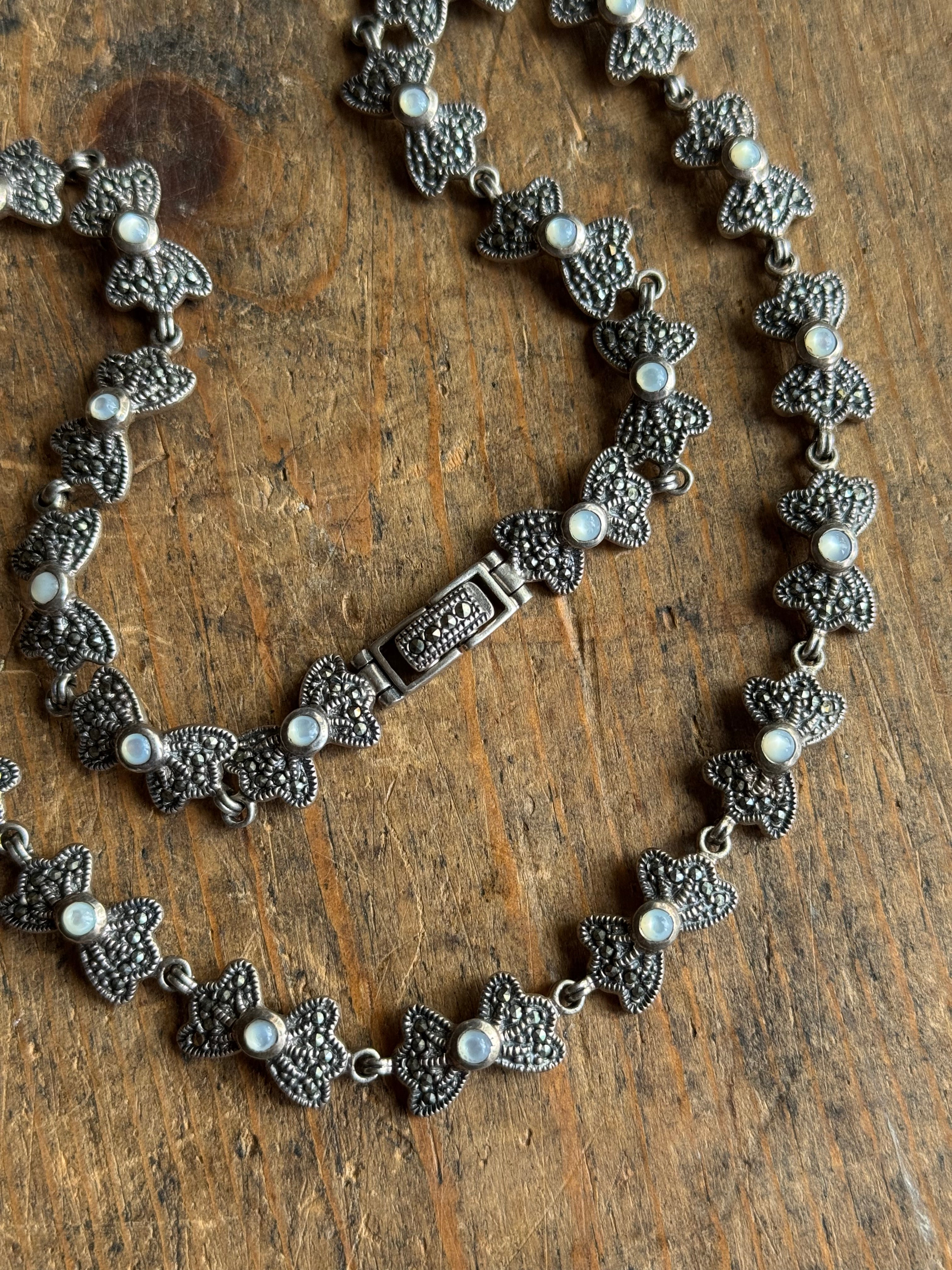 Vintage Sterling Silver 18” Moth of Pearl & Marcasite Bow Necklace