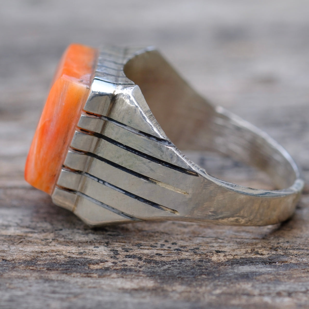 Vintage Sterling Spiny Oyster Ribbed Band Ring 9.5