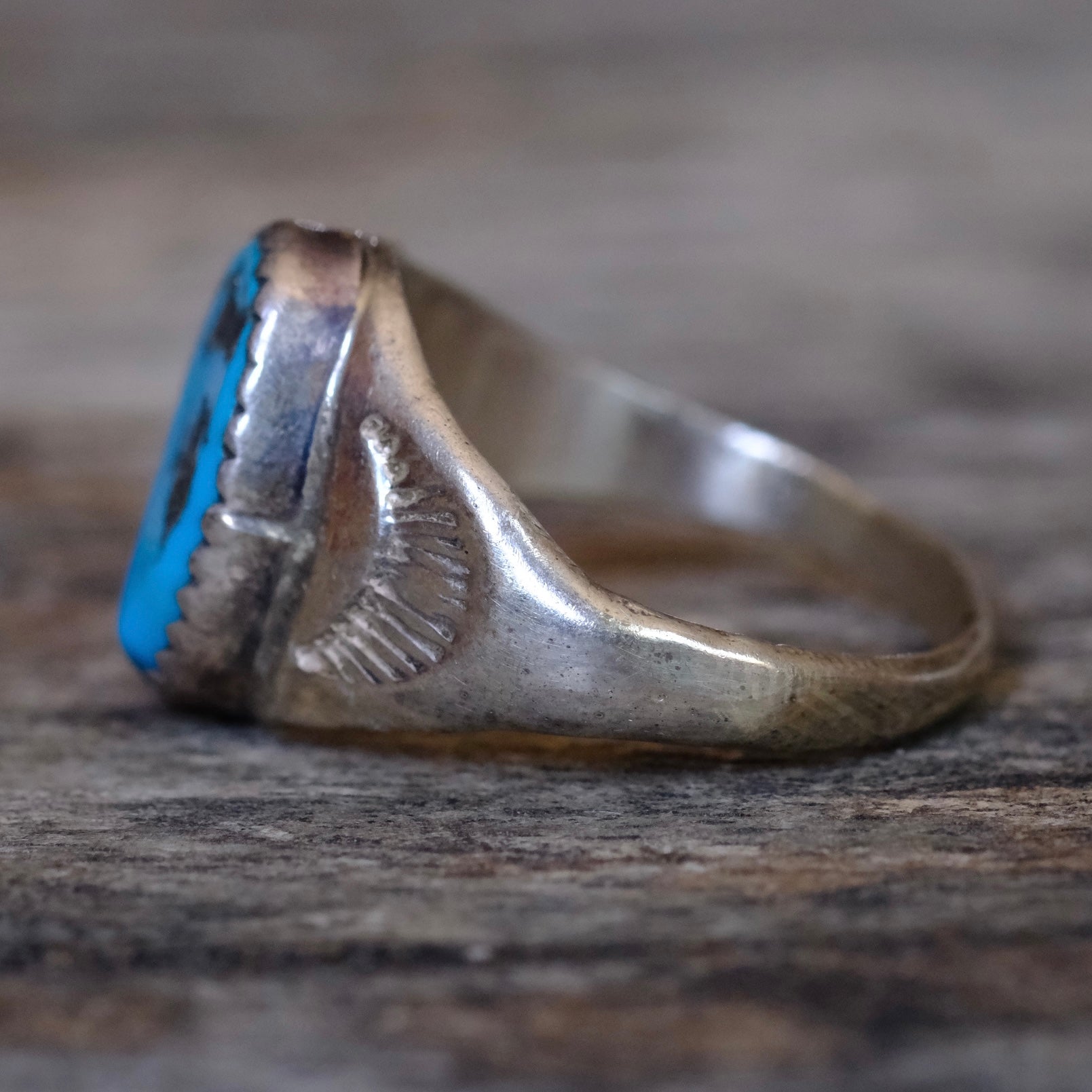 Vintage Sterling Turquoise Stamped Band Ring 7.5