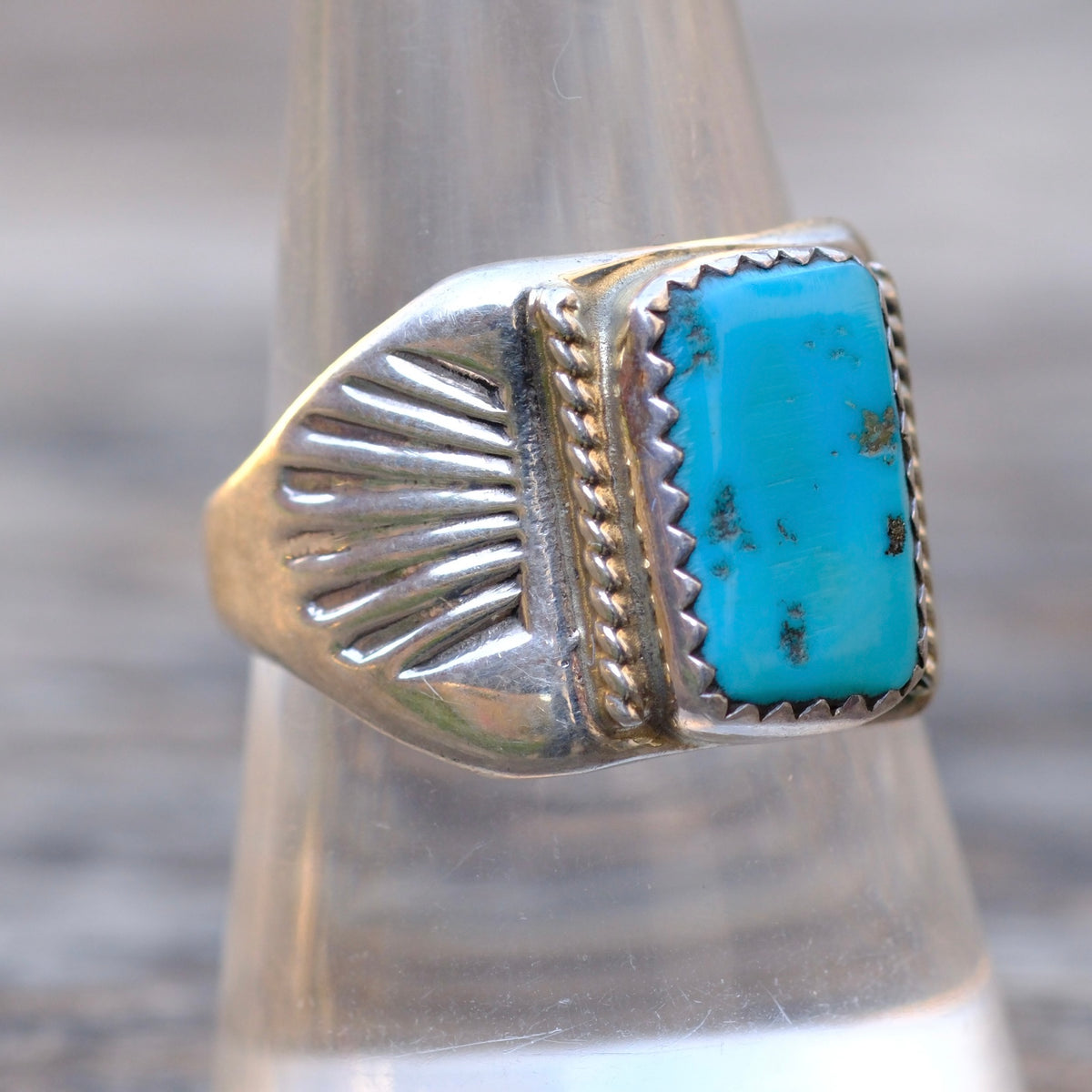 Vintage Sterling Turquoise Stamped Band Ring 8.75