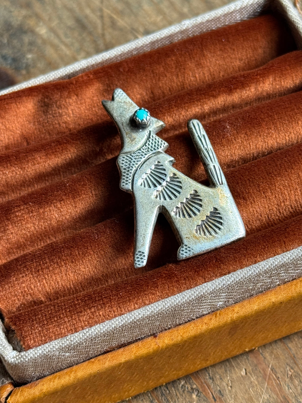 Vintage Sterling Silver Turquoise Coyote Pin