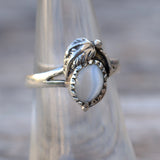 Vintage Sterling Mother Of Pearl Feather Ring 6.75