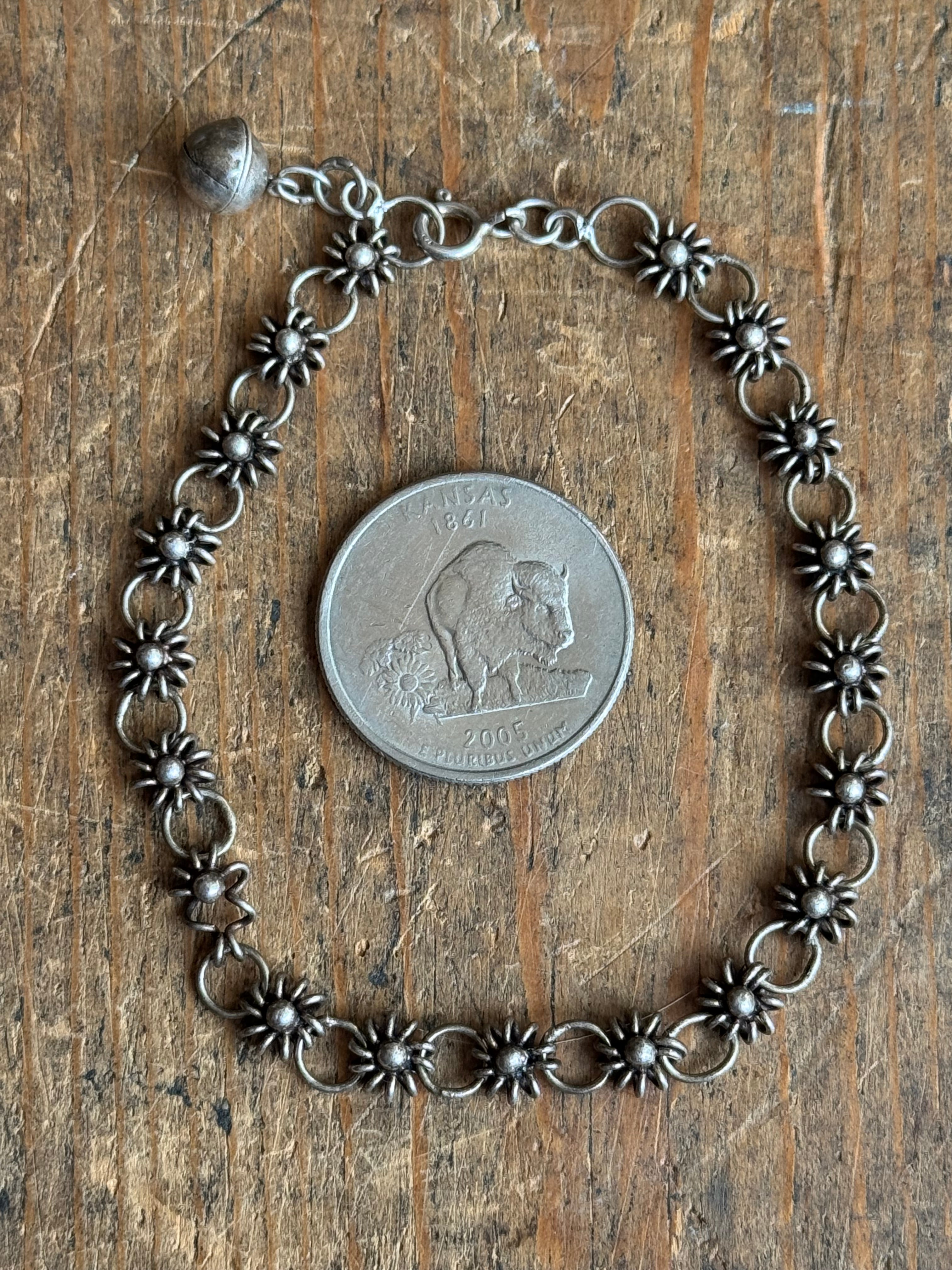 Vintage Sterling Silver 7.75” Flower Link Chain Bracelet