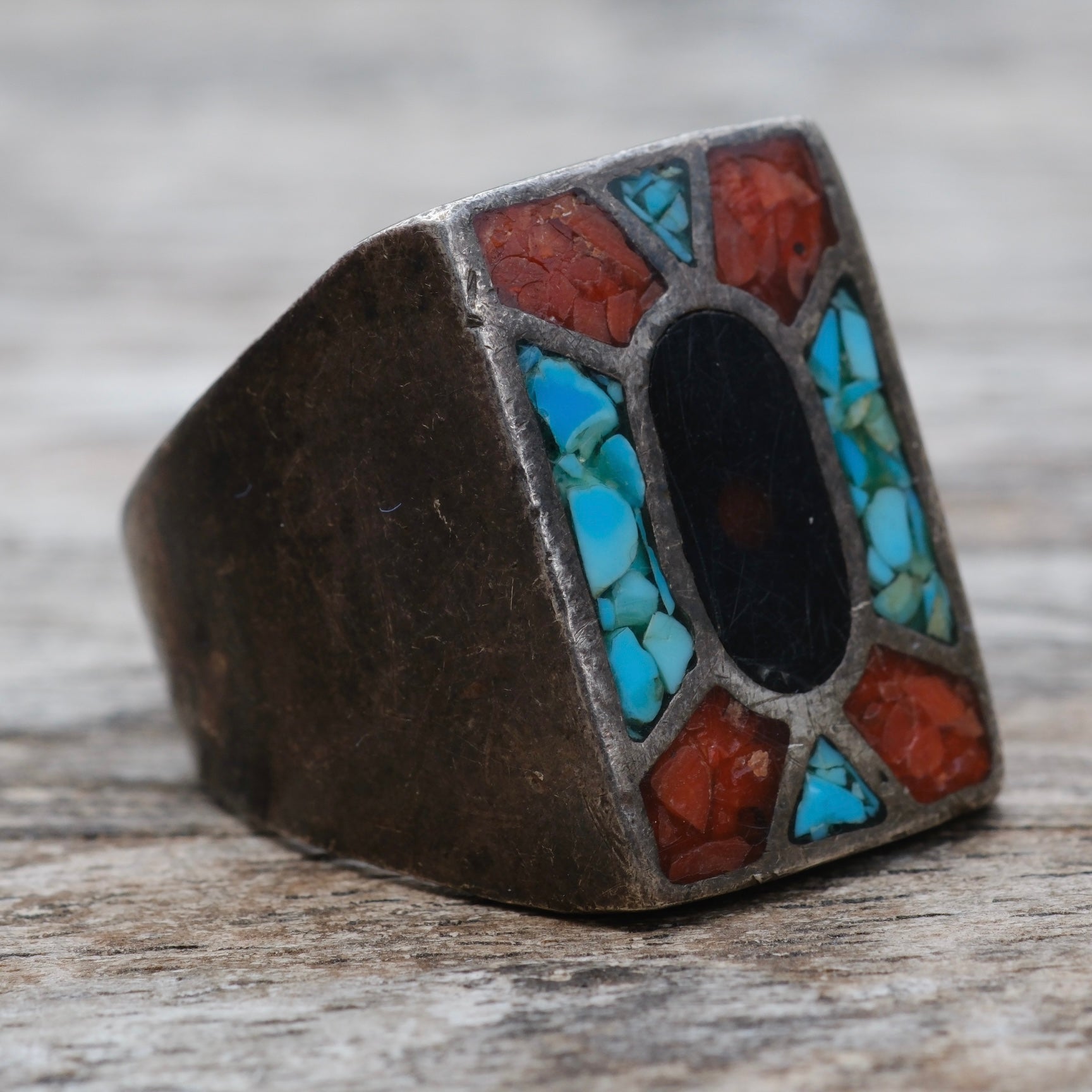 Vintage Sterling Crushed Onyx Turquoise and Coral Inlay Ring 11