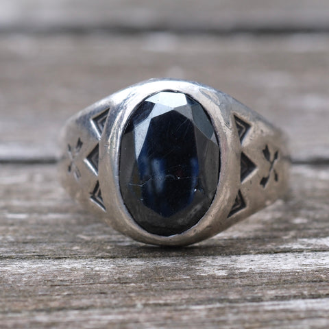 Vintage Sterling Hematite Stamped Arrows Ring 11.25