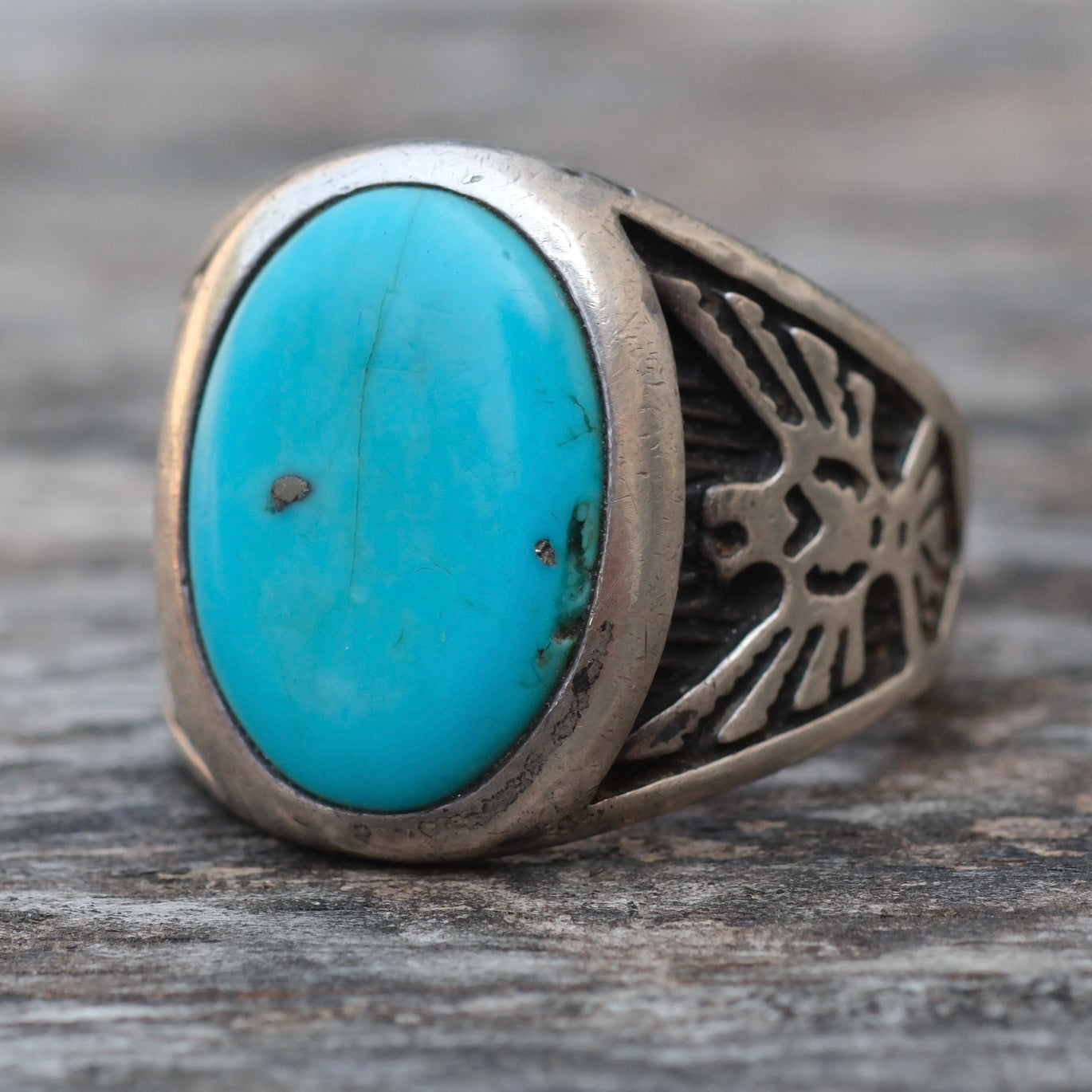 Vintage Sterling Turquoise Thunderbird Ring 9.75