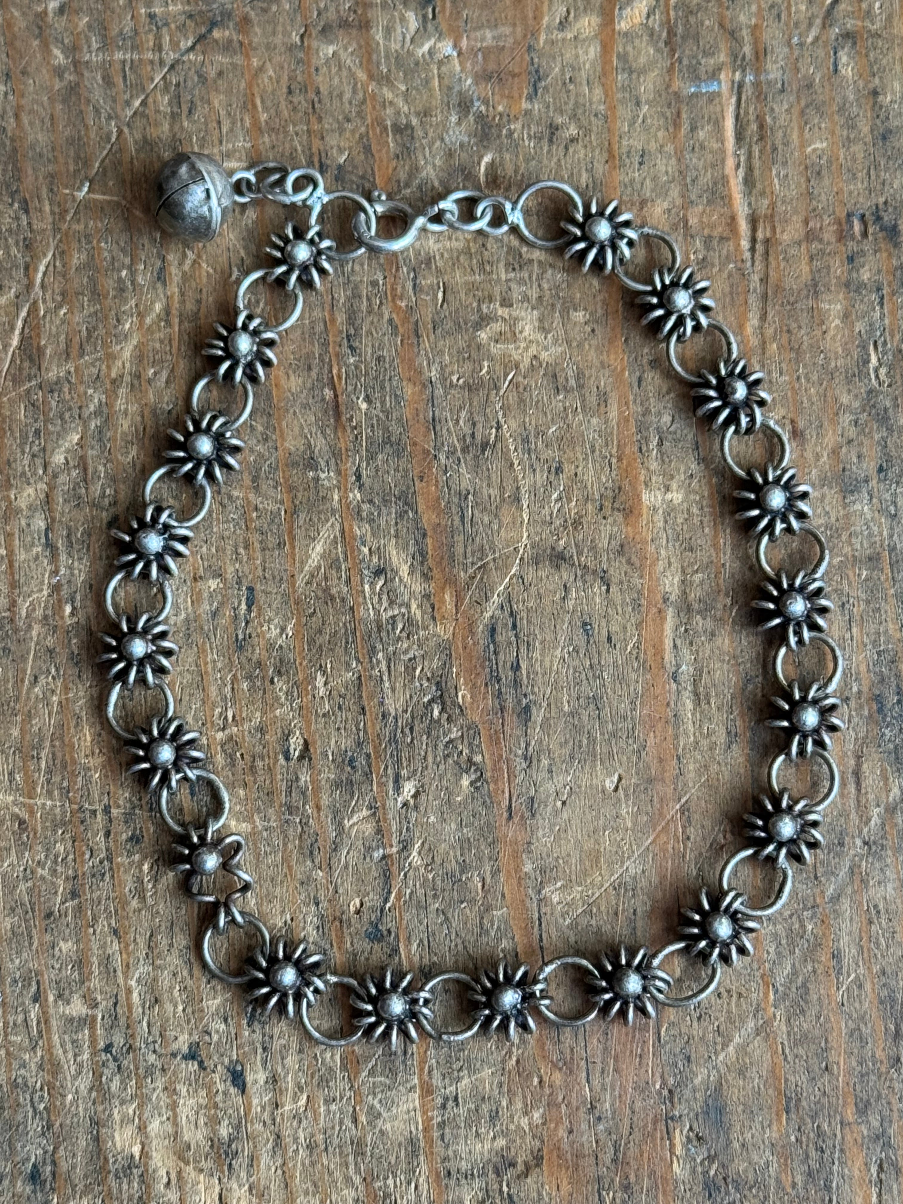 Vintage Sterling Silver 7.75” Flower Link Chain Bracelet