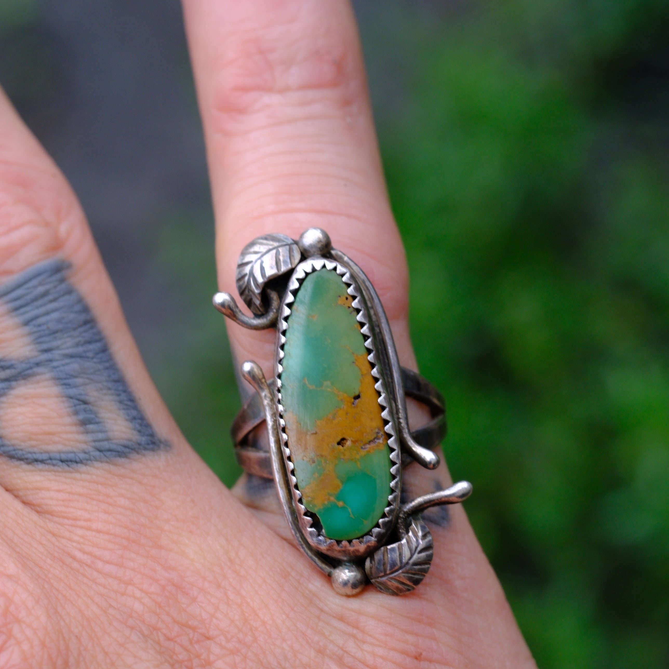 Vintage Sterling Turquoise Ring 6.75