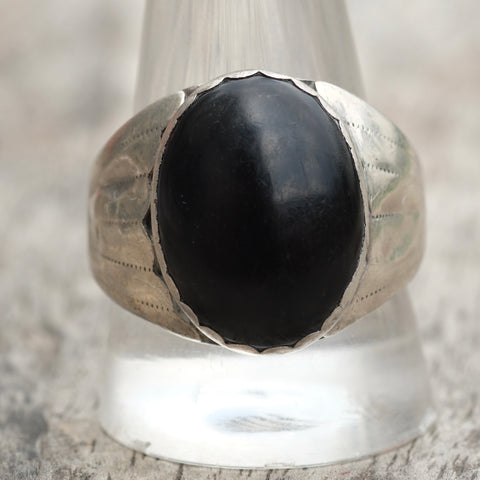 Vintage Sterling Ribbed Band Onyx Ring 12