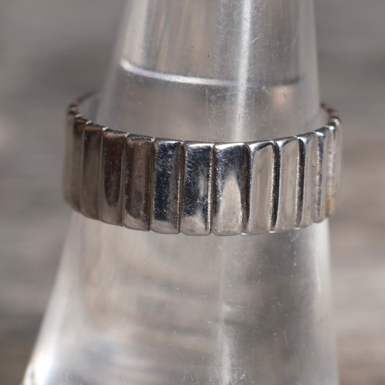 Vintage Sterling Silver Band Ring 7.5