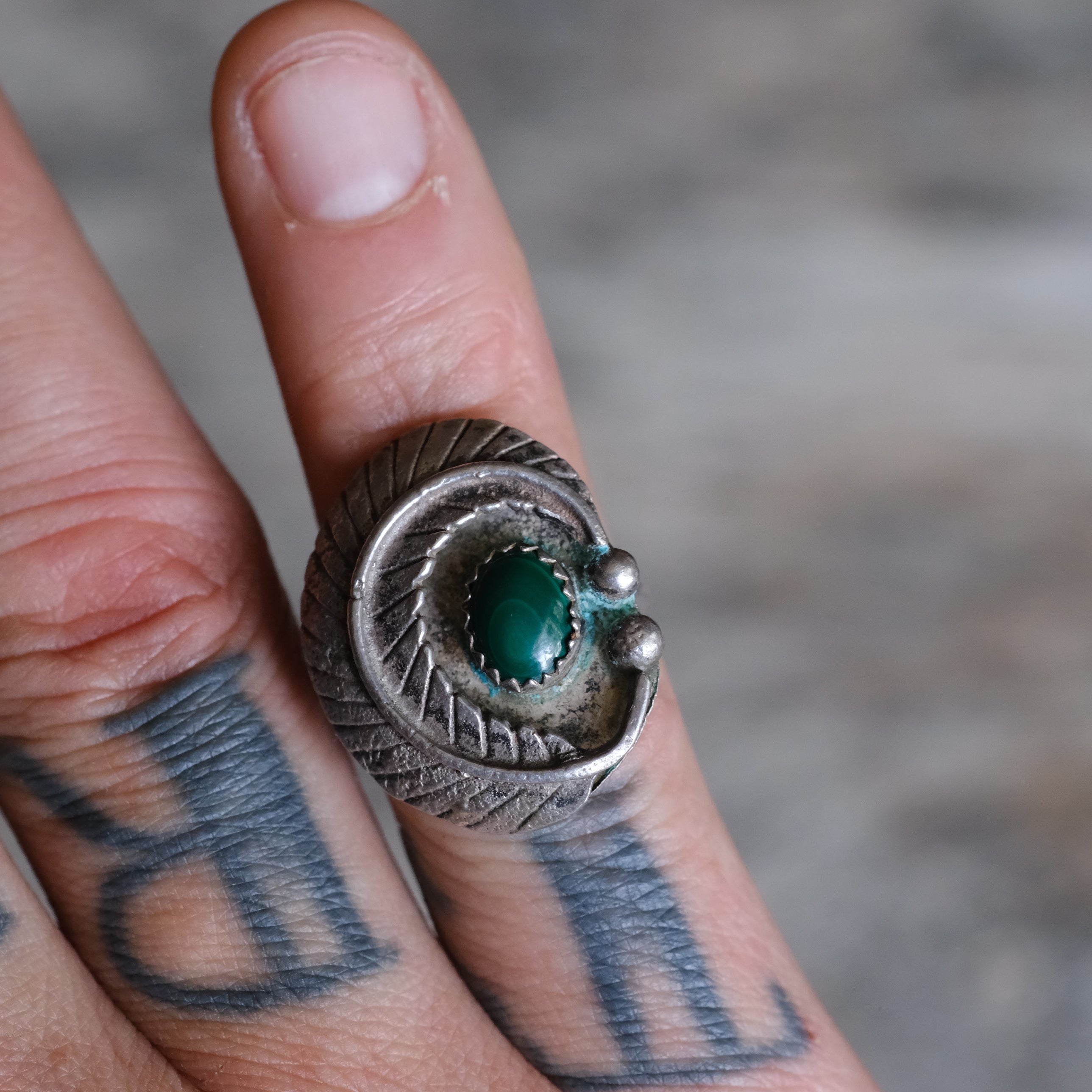 Vintage Sterling Malachite Feather Ring 5.25