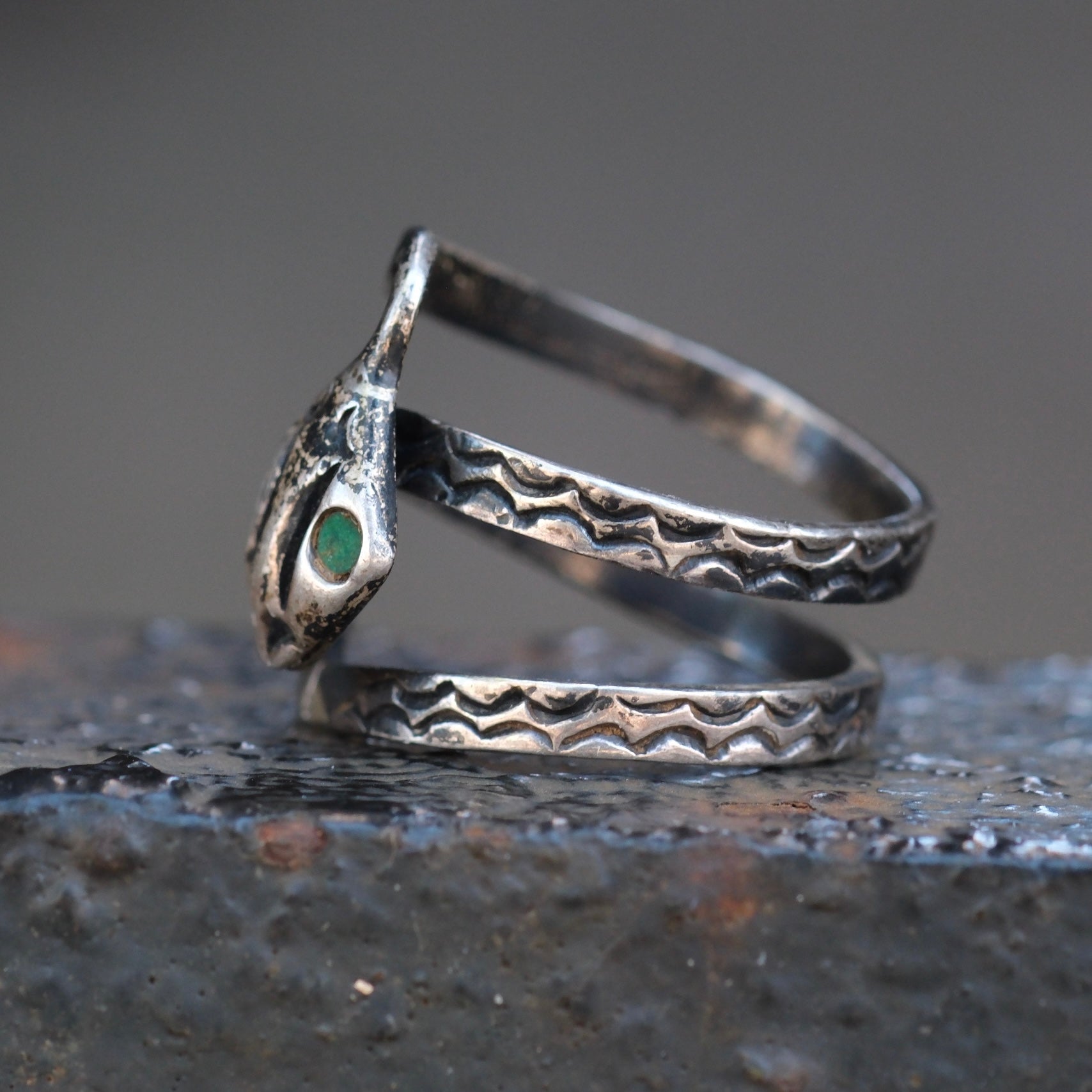 Vintage Sterling Malachite Snake Ring 5.75
