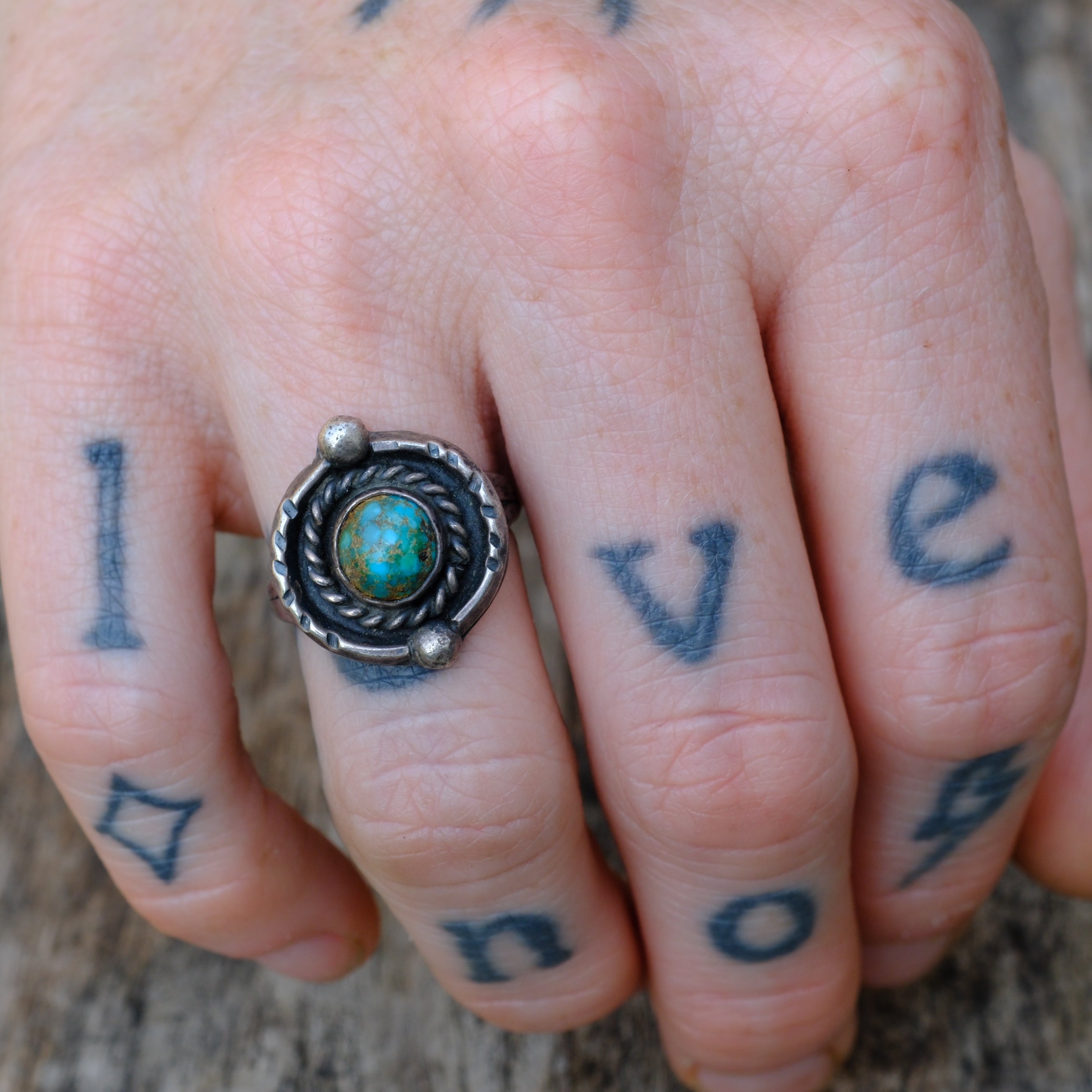 Vintage Sterling Turquoise Roper Ring 6.5