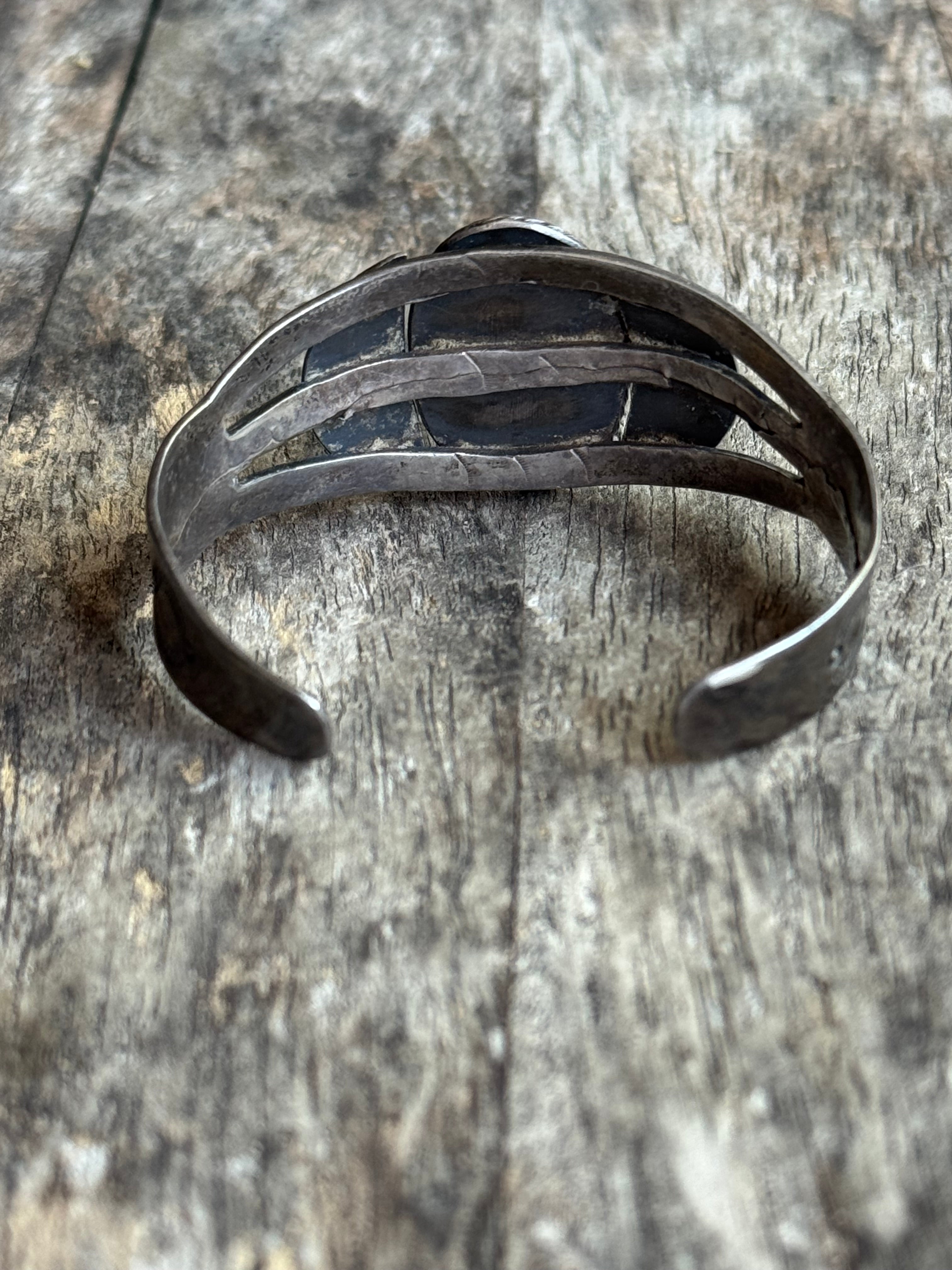 Vintage Sterling Silver Old Pawn Agate Stamped Fan Cuff