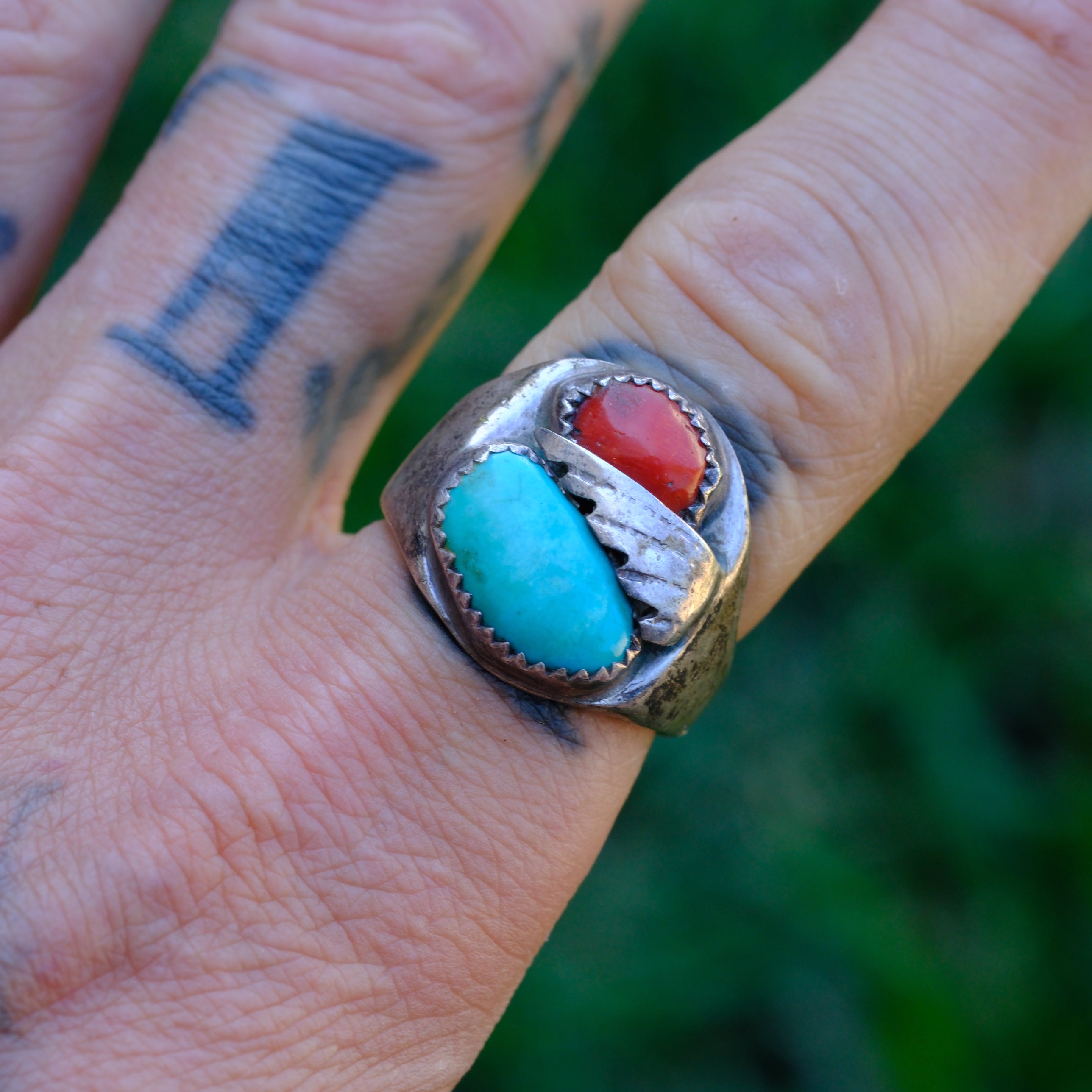 Vintage Sterling Turquoise and Coral Feather Ring 9