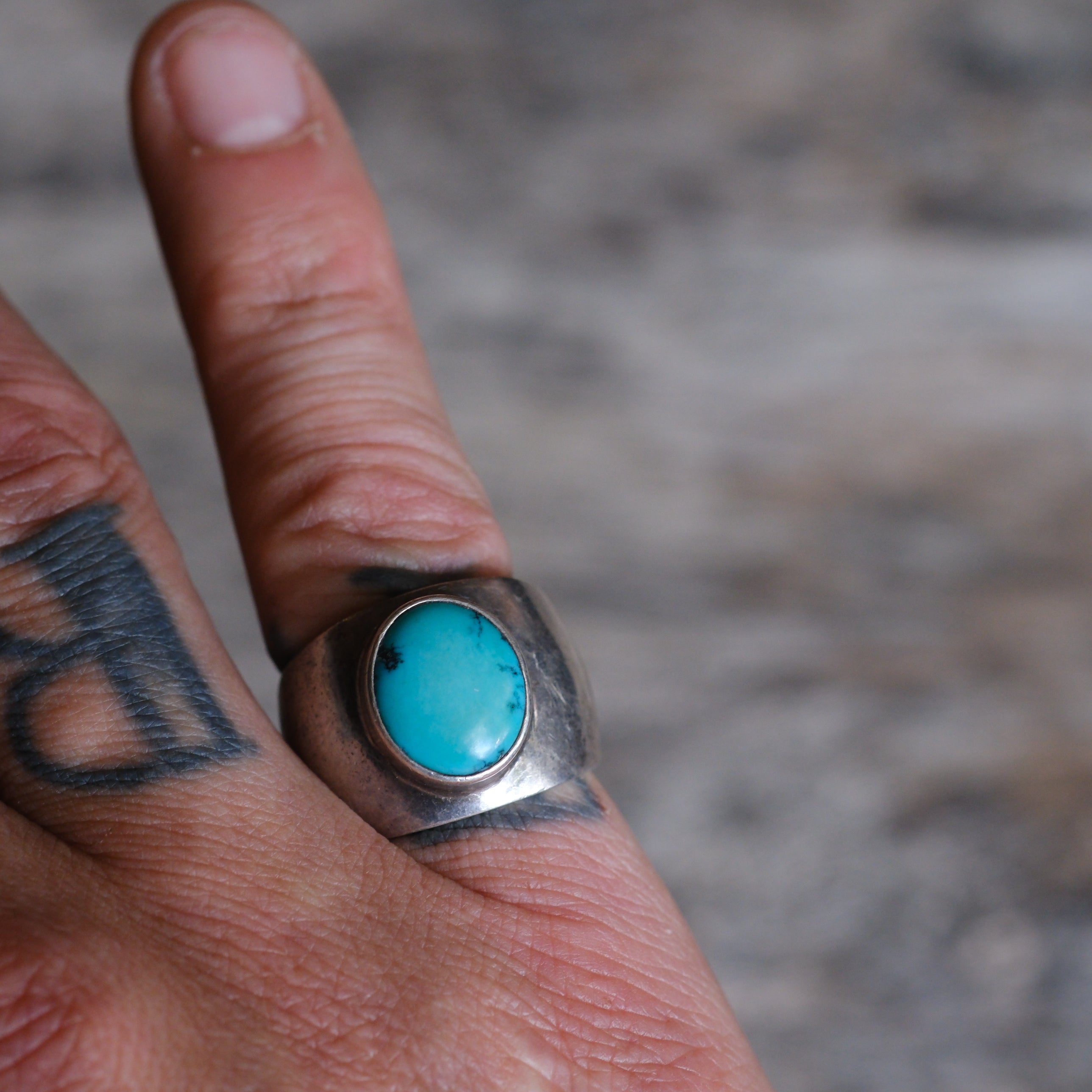 Vintage Sterling Turquoise Thick Band Ring 6.75