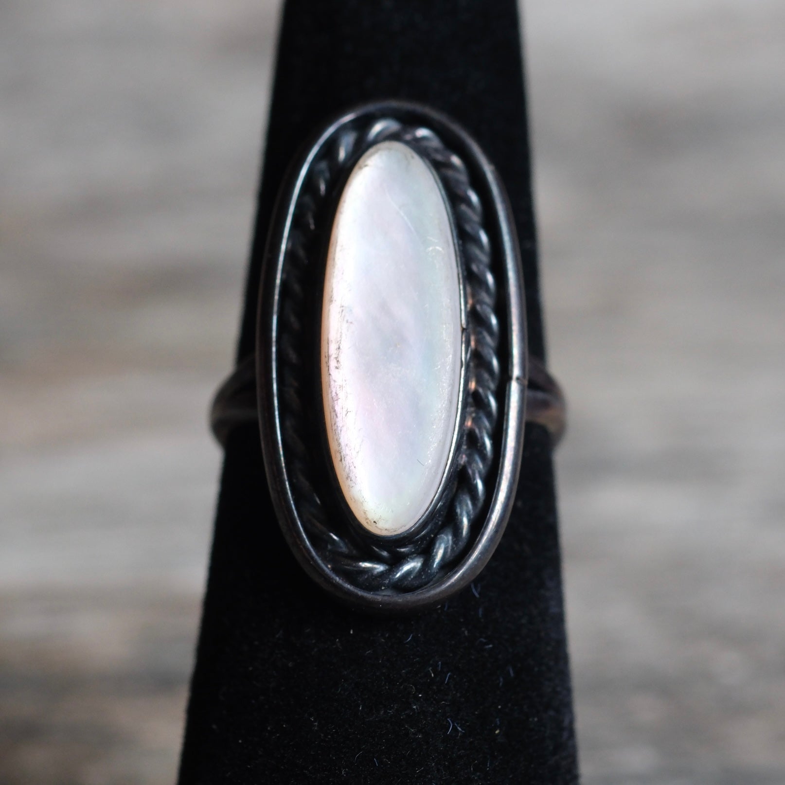Vintage Sterling Mother Of Pearl Roper Ring 5.25