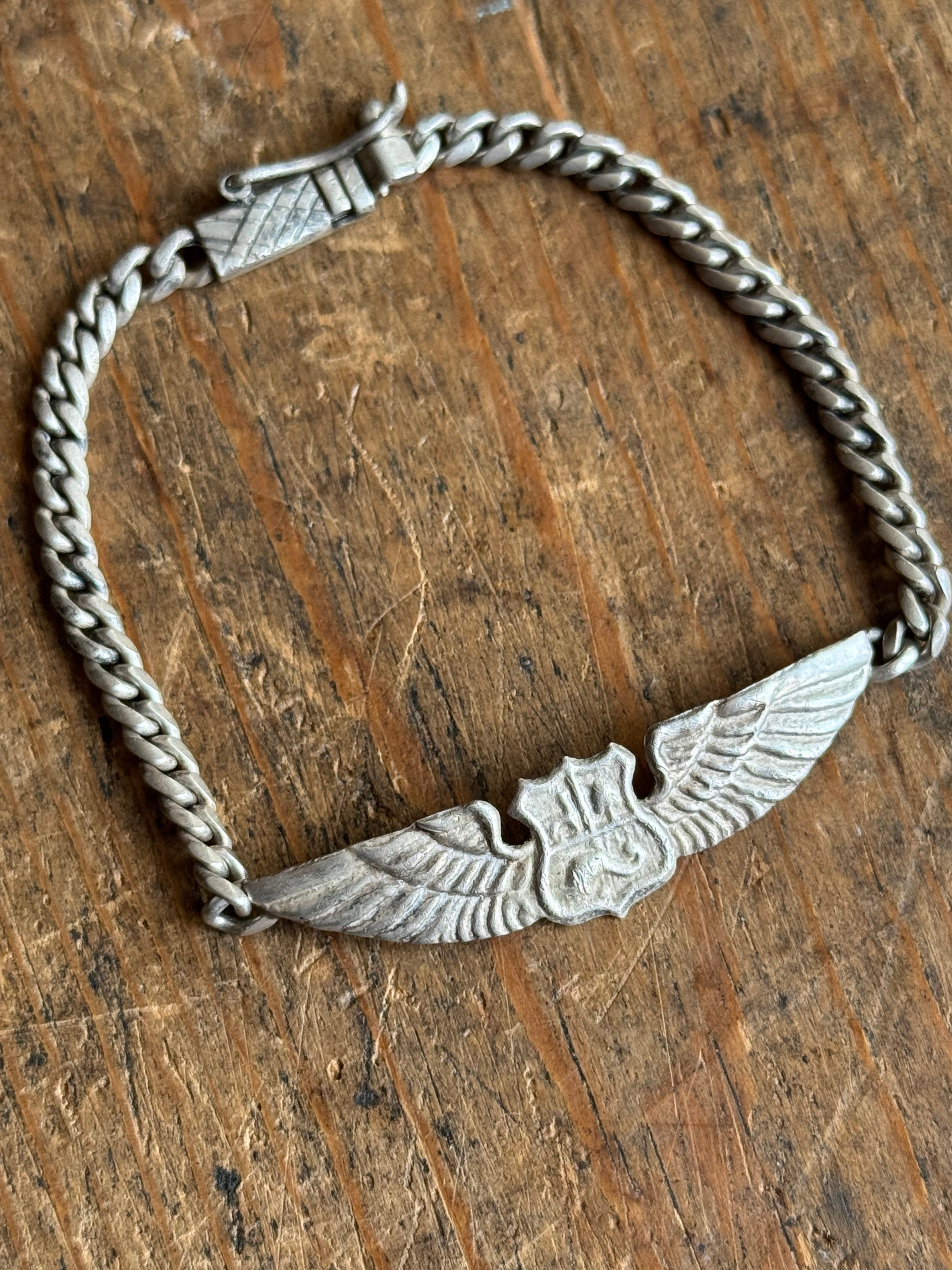 Vintage Sterling Silver 7” Winged Crest Curb Chain Bracelet