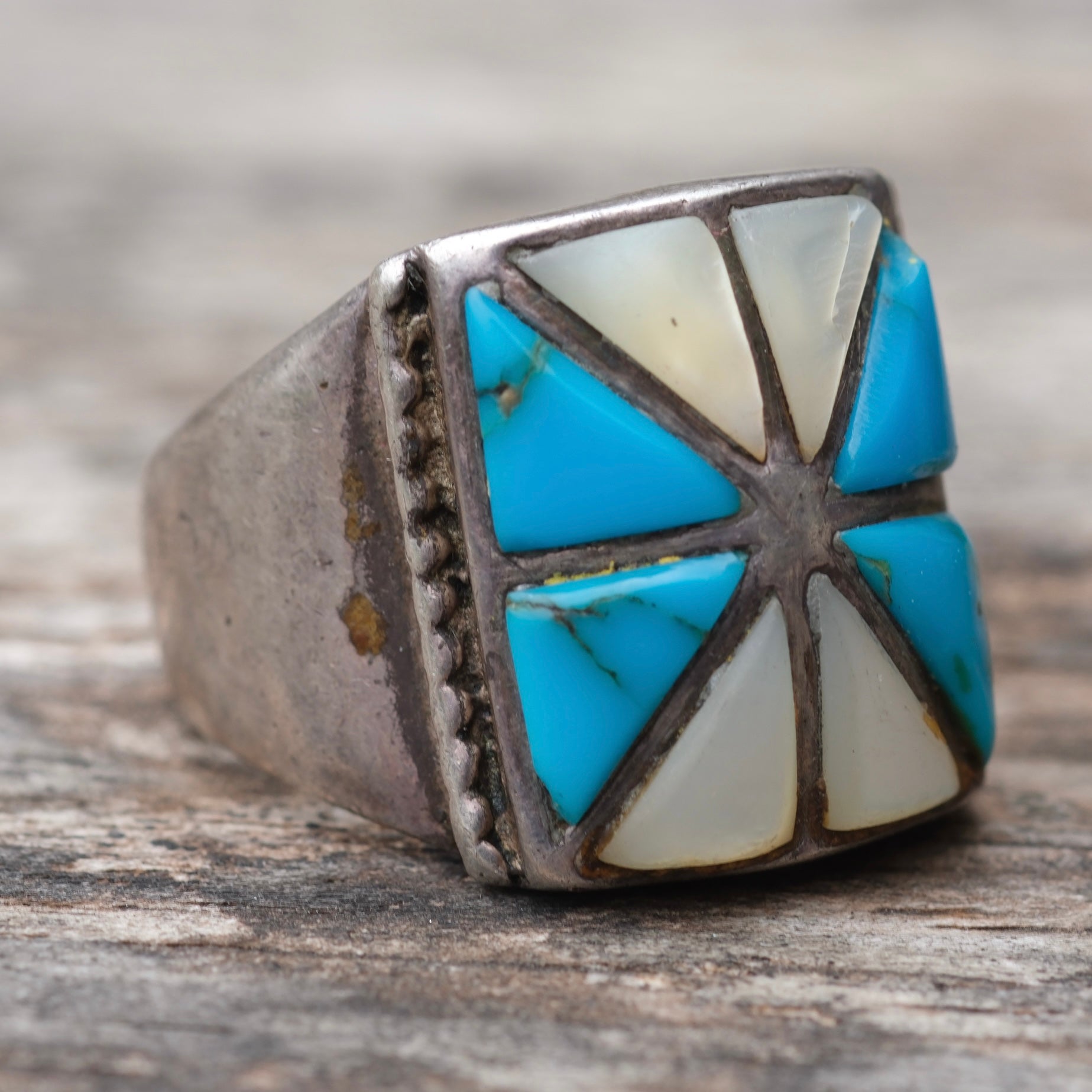 Vintage Sterling Turquoise and Mother Of Pearl Inlay Ring 9