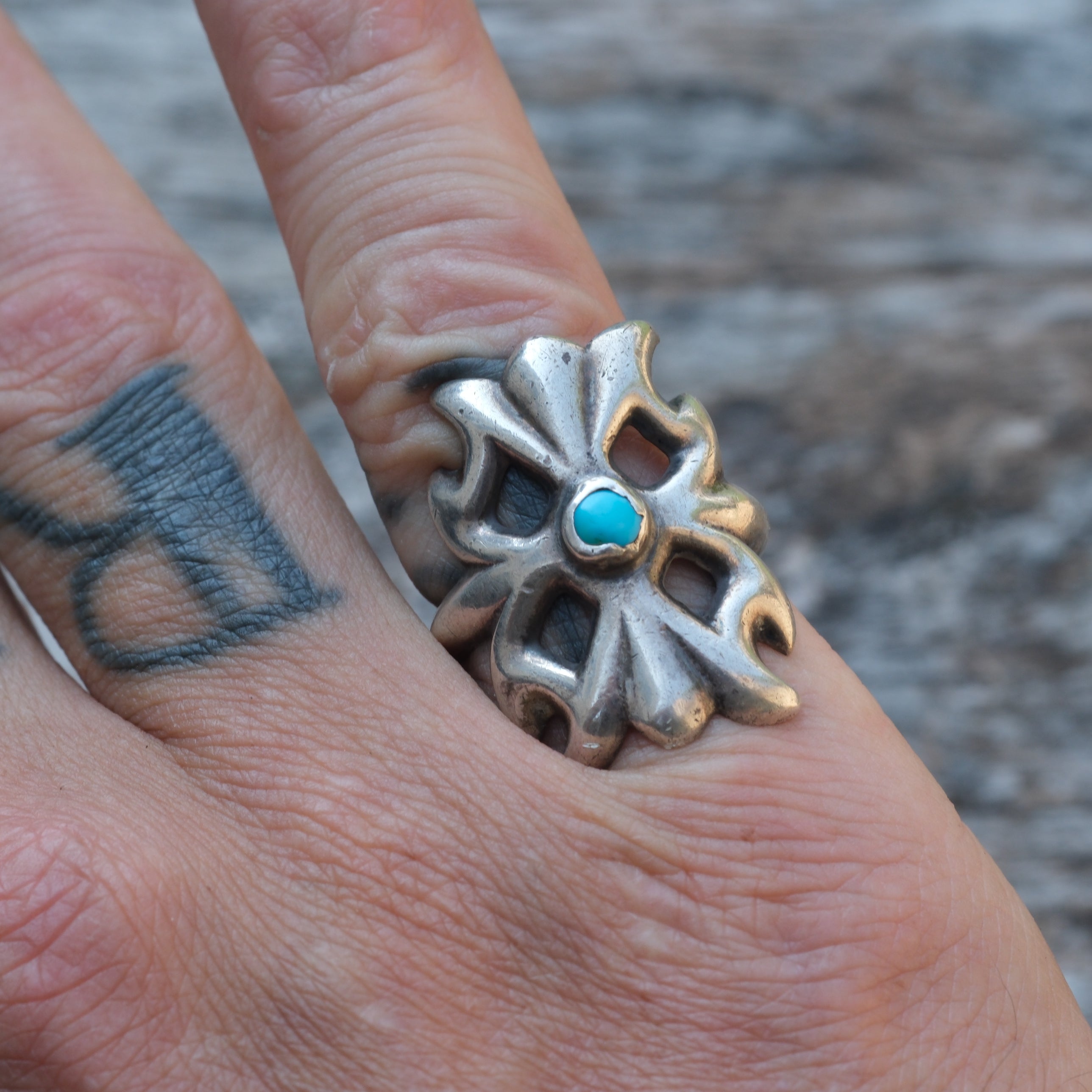 Vintage Sterling Turquoise Sandcast Ring 5.75