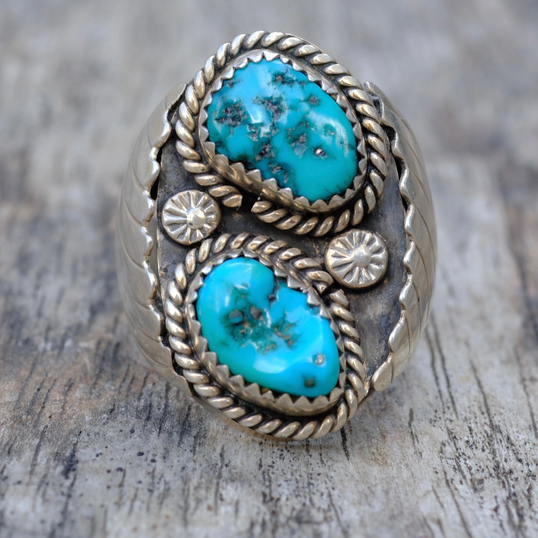Vintage Sterling 2-Stone Turquoise Ribbed Band Ring 10.25