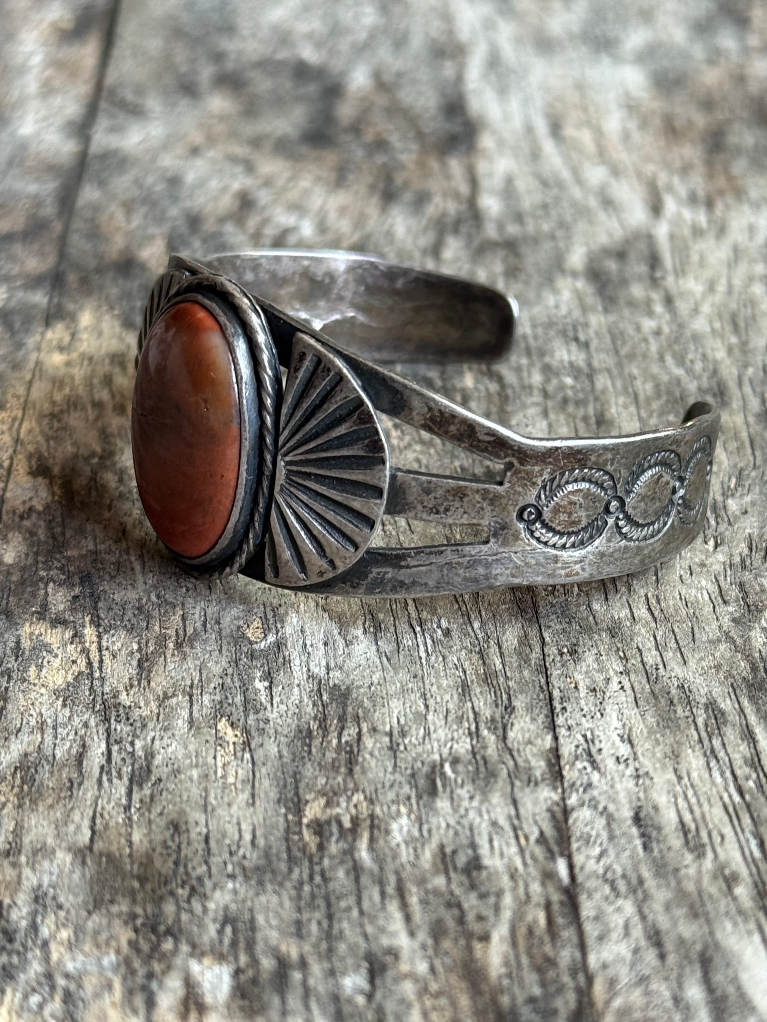 Vintage Sterling Silver Old Pawn Agate Stamped Fan Cuff