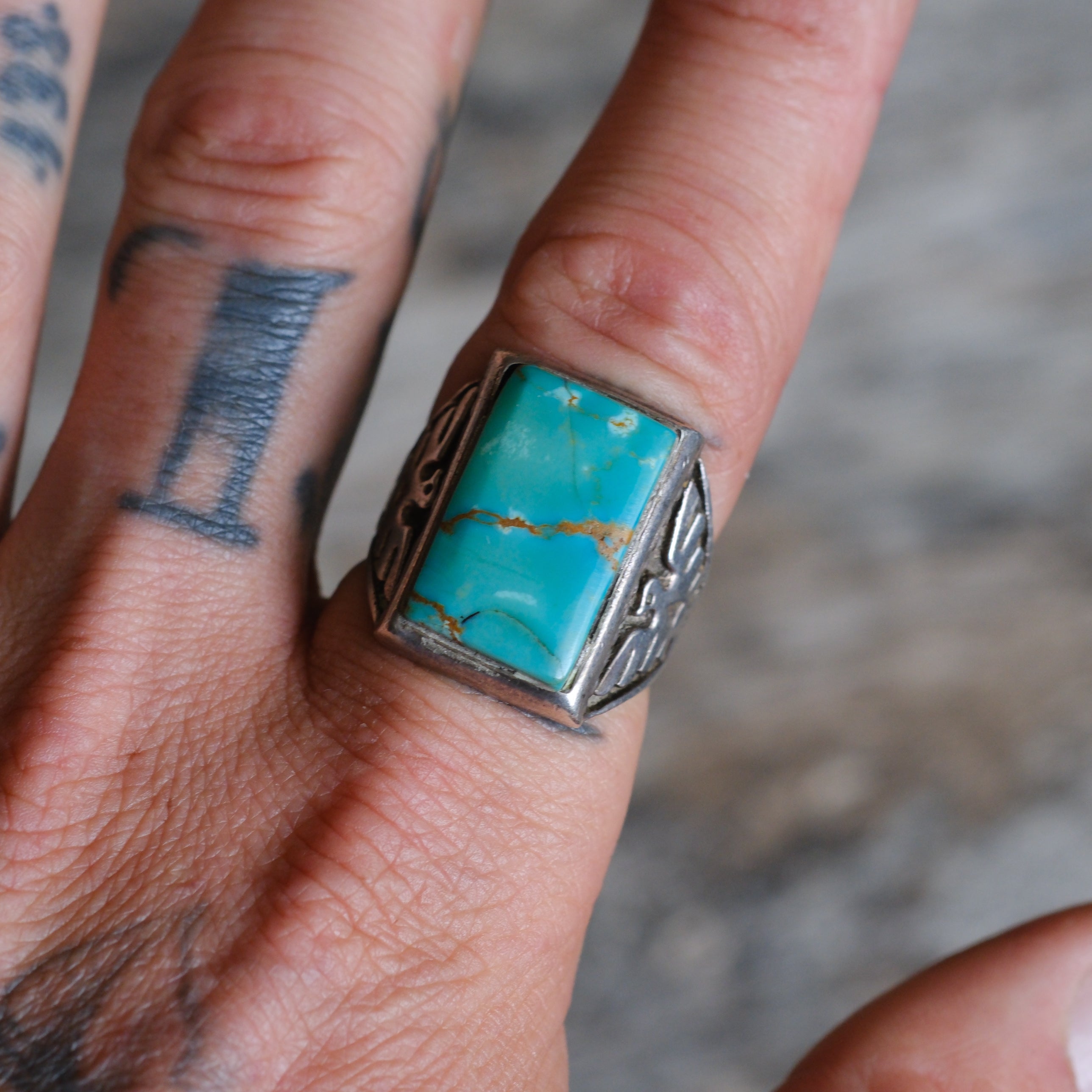 Vintage Sterling Turquoise Thunderbird Ring 9