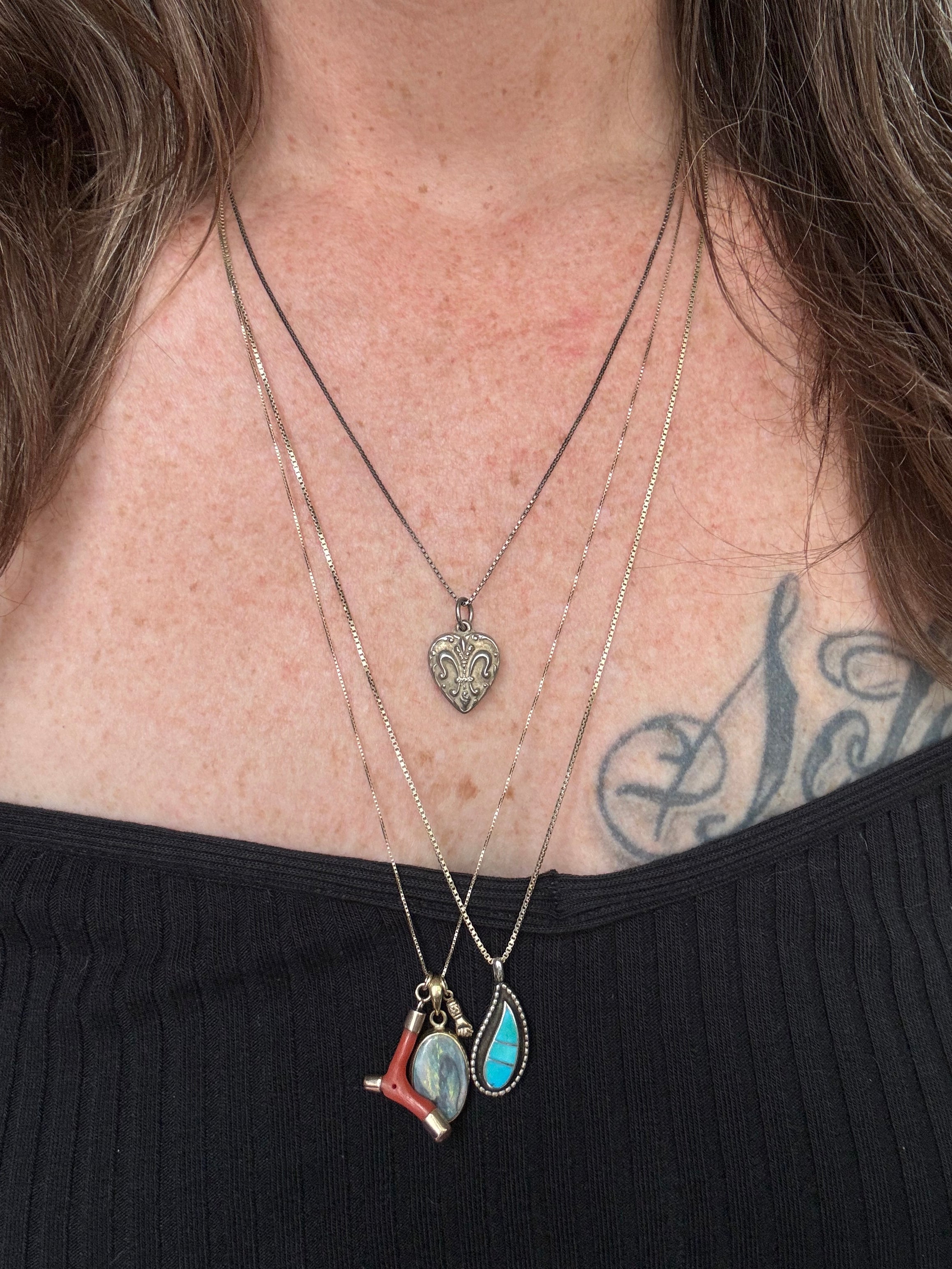 Vintage Sterling Silver Fleur de Lis Forget Me Not Necklace