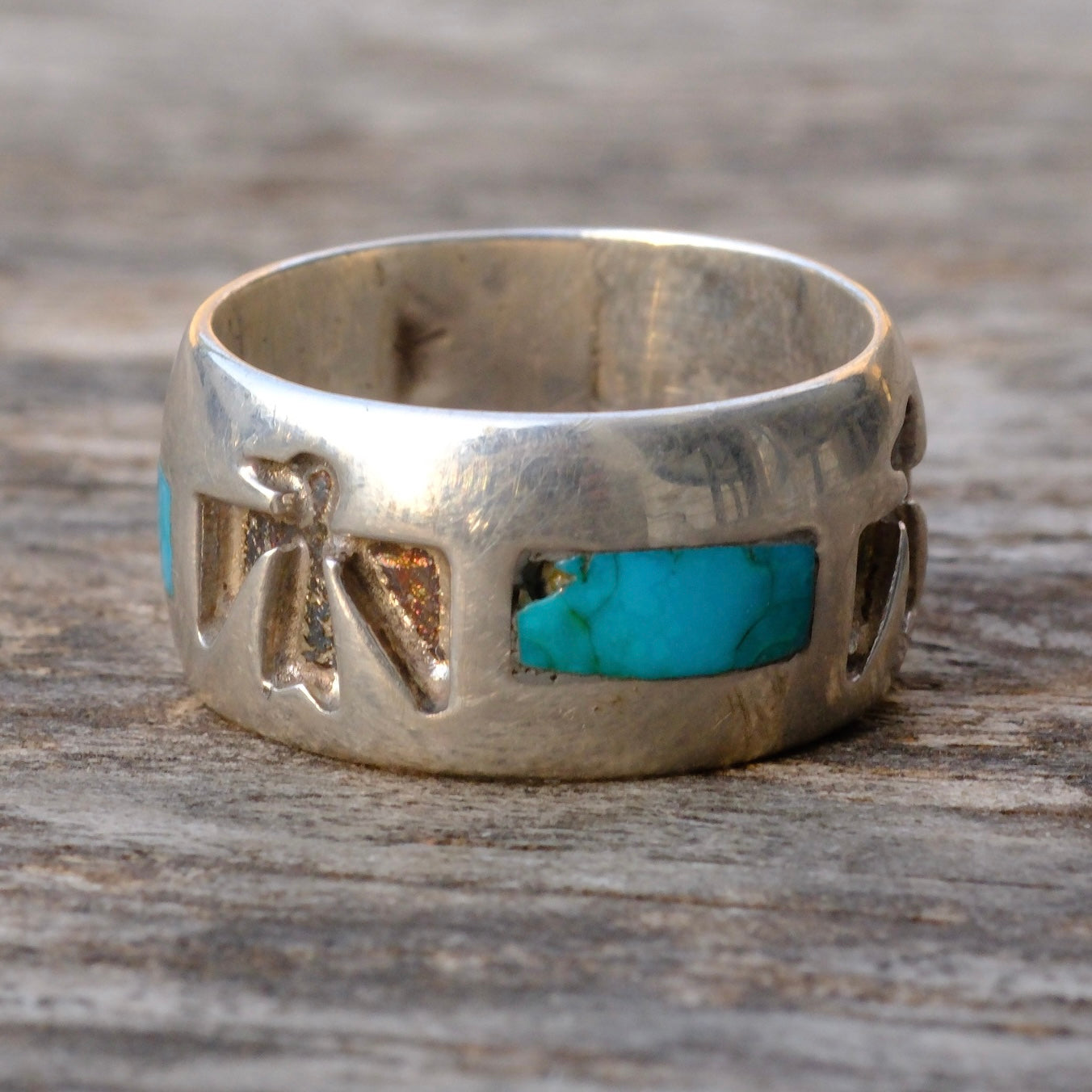 Vintage Sterling Turquoise Thunderbird Band Ring 7