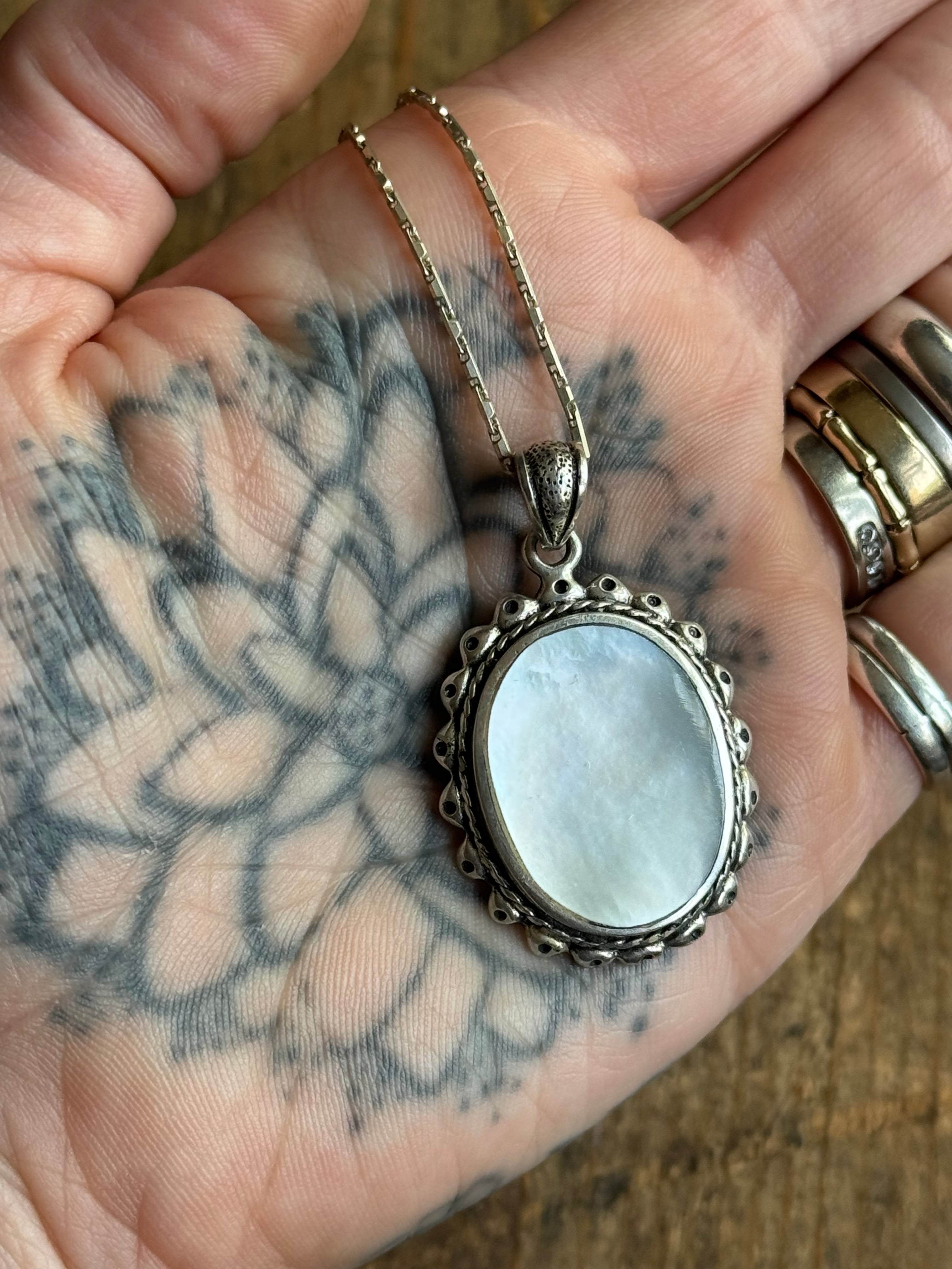 Vintage Sterling Silver Mother of Pearl Necklace
