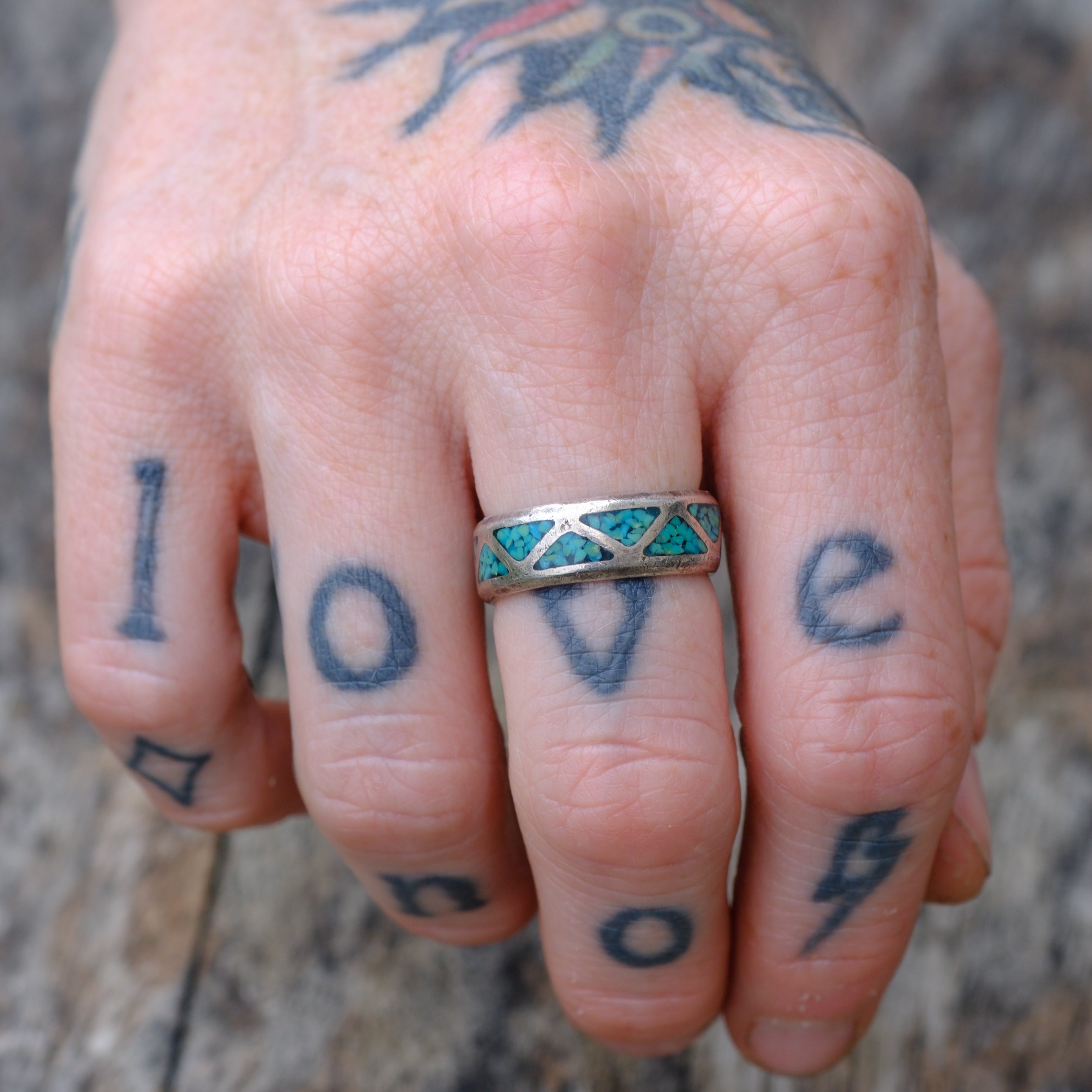 Vintage Sterling Crushed Turquoise Inlay Ring 7