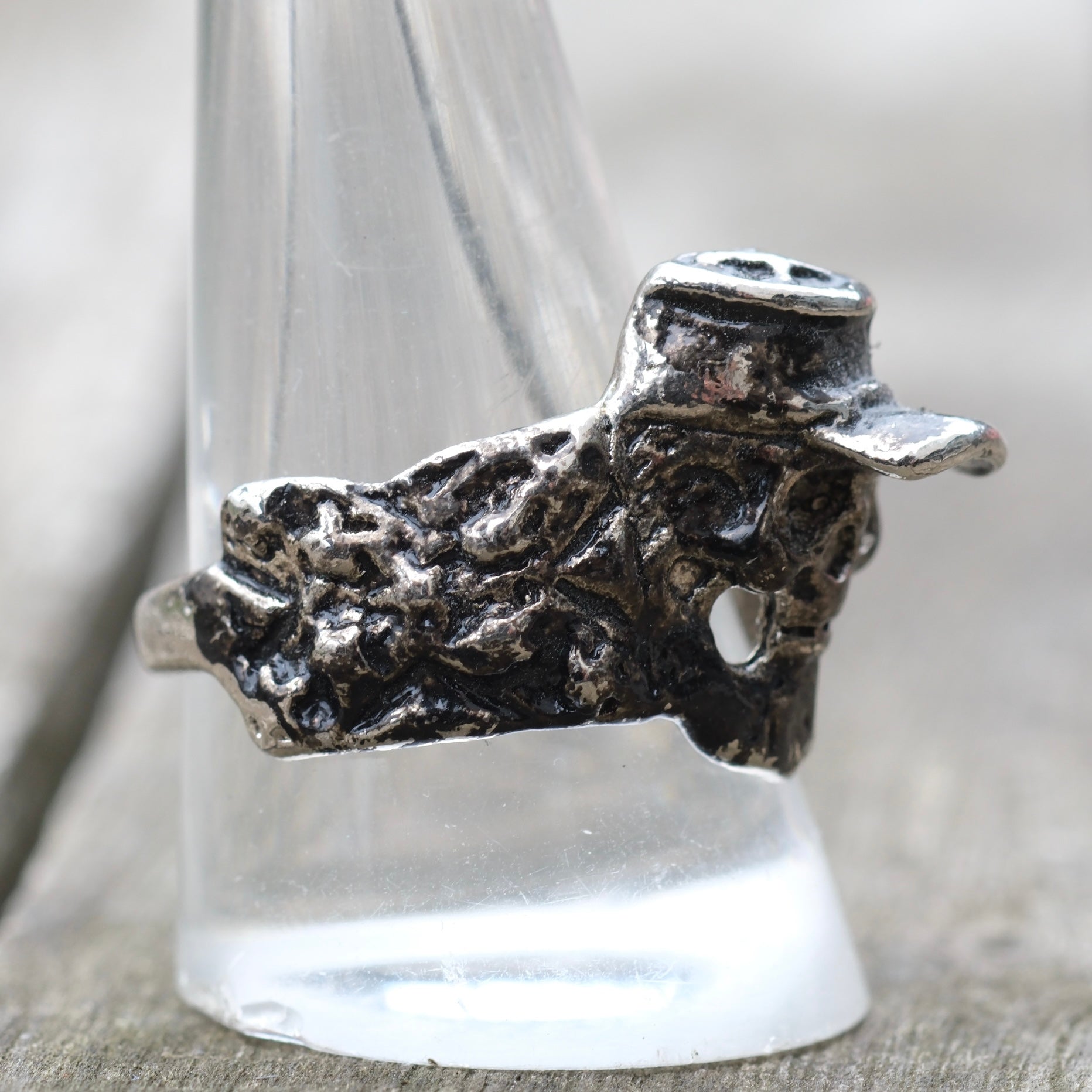 Vintage White Bronze Biker Ring 11.25