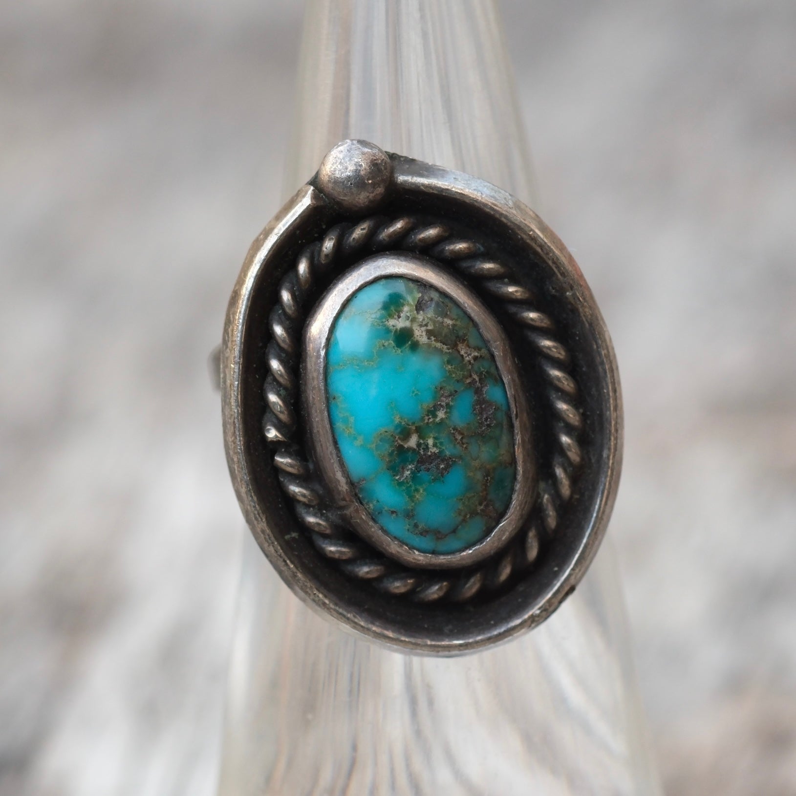 Vintage Sterling Turquoise Roper Ring 4.25