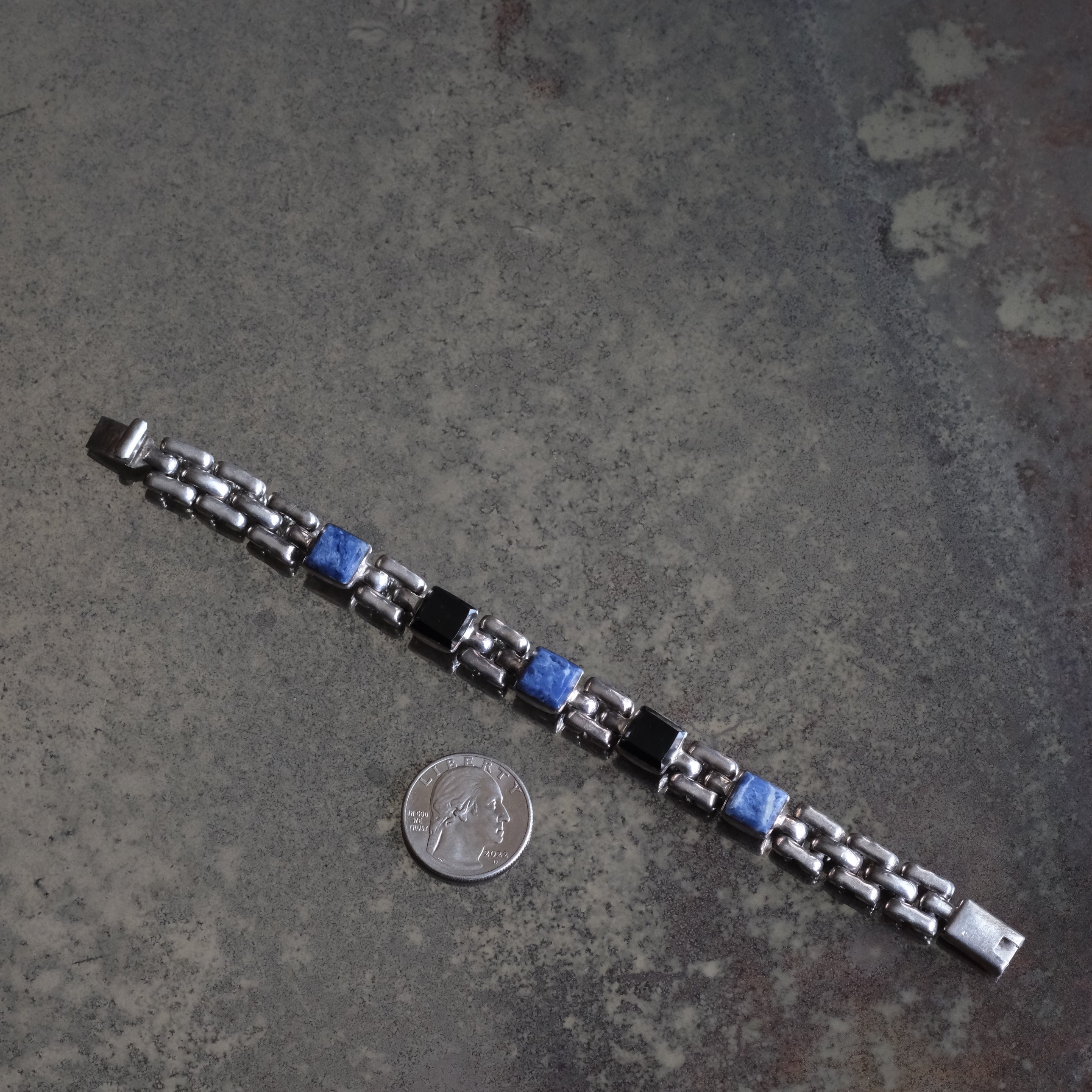 Heavy Vintage Sterling Lapis and Onyx Panther Bracelet 7.5"