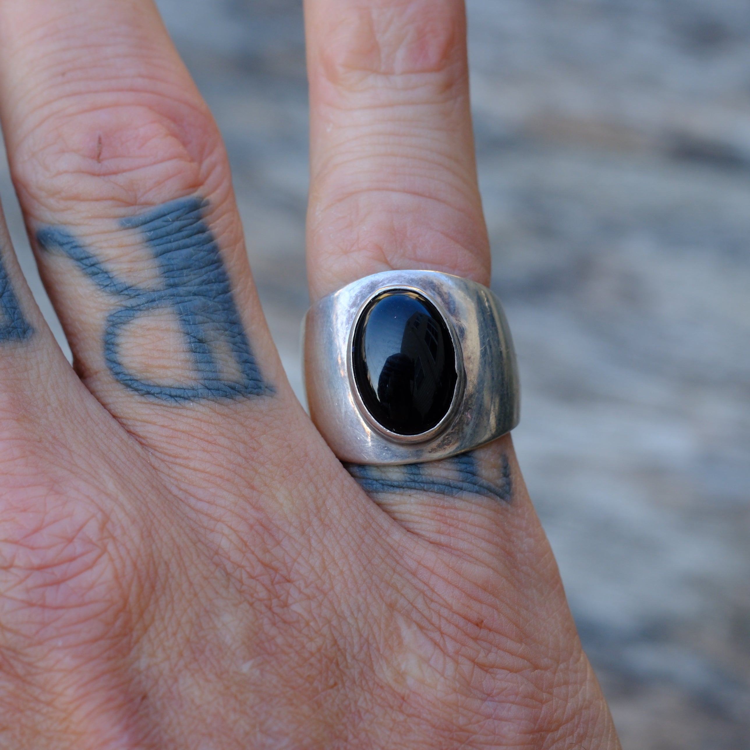 Vintage Sterling Onyx Ring 7