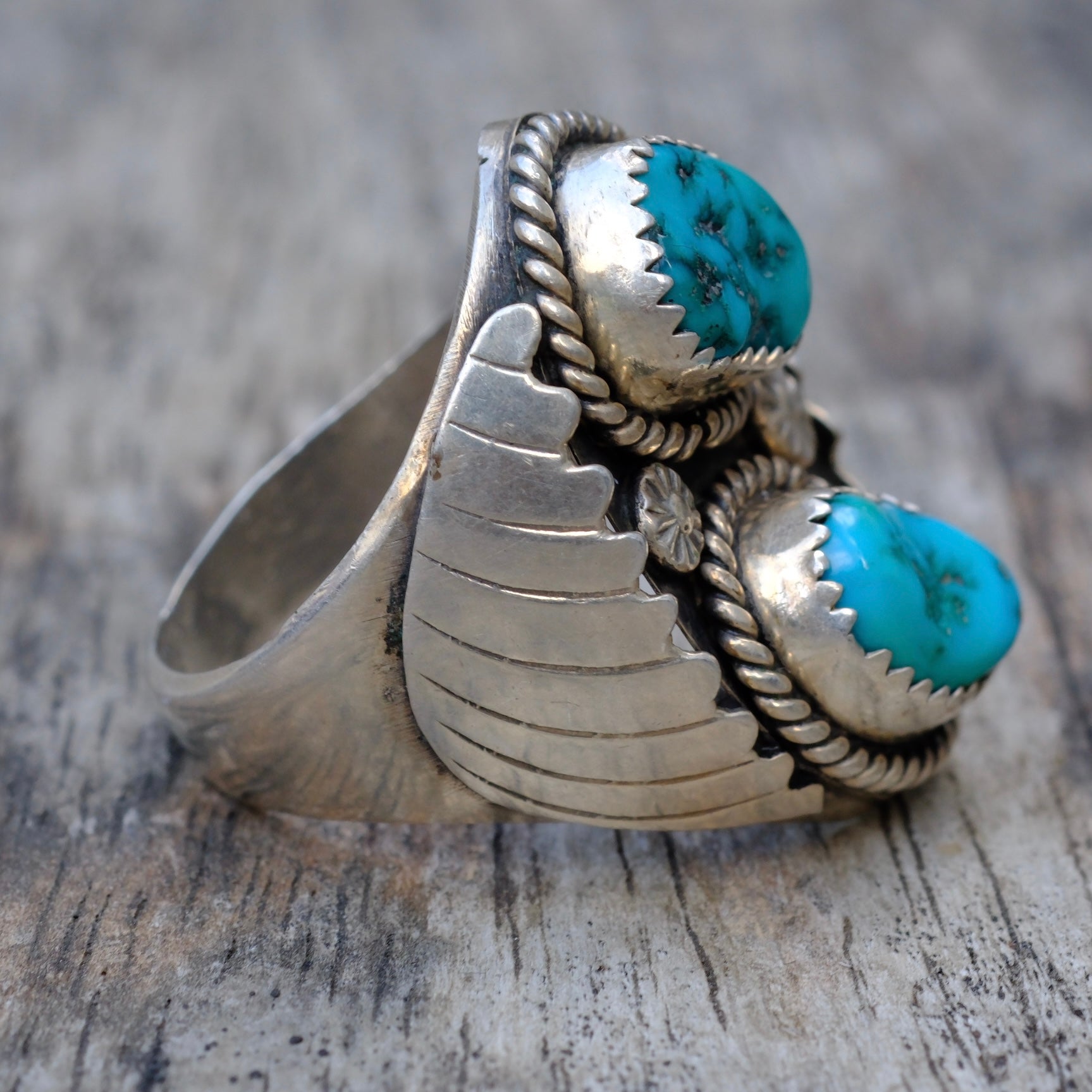 Vintage Sterling 2-Stone Turquoise Ribbed Band Ring 10.25