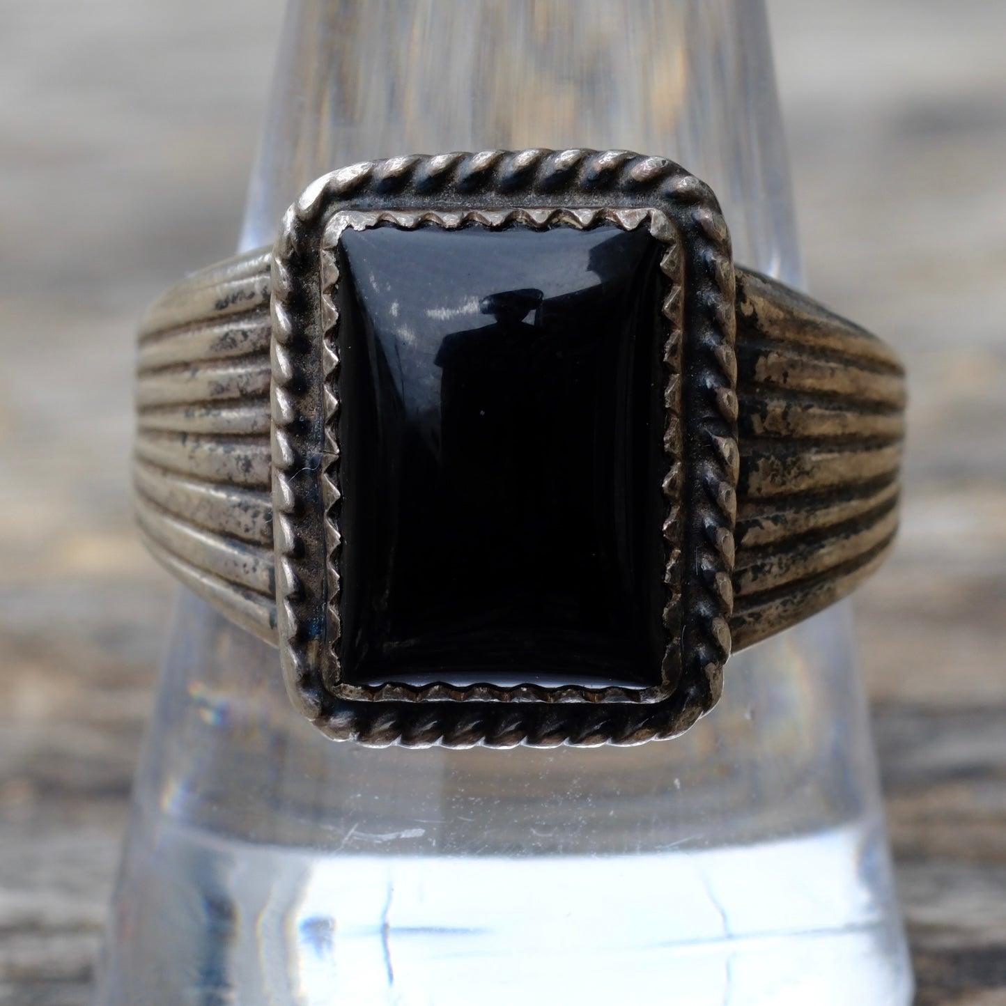 Vintage Sterling Onyx Ribbed Band Ring 10.25