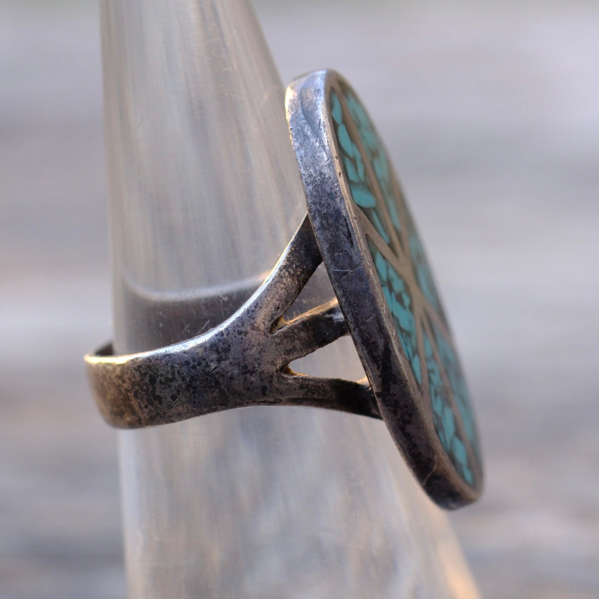 Vintage Sterling Turquoise Chip Inlay Ring 5.5