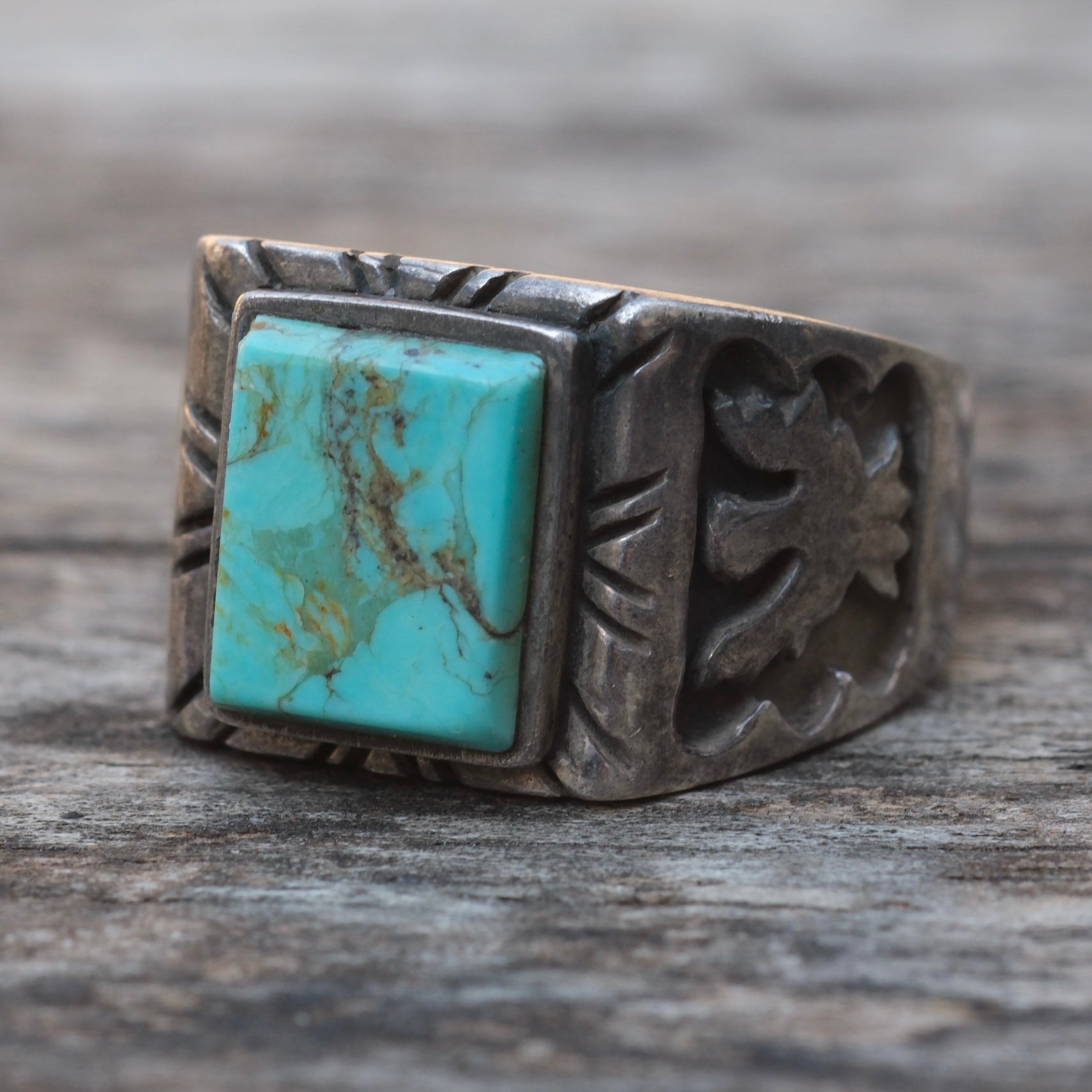 Vintage Sterling Turquoise Thunderbird Ring 9.75