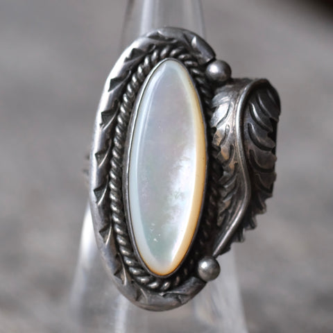 Vintage Sterling Mother Of Pearl Feather Ring 6.5