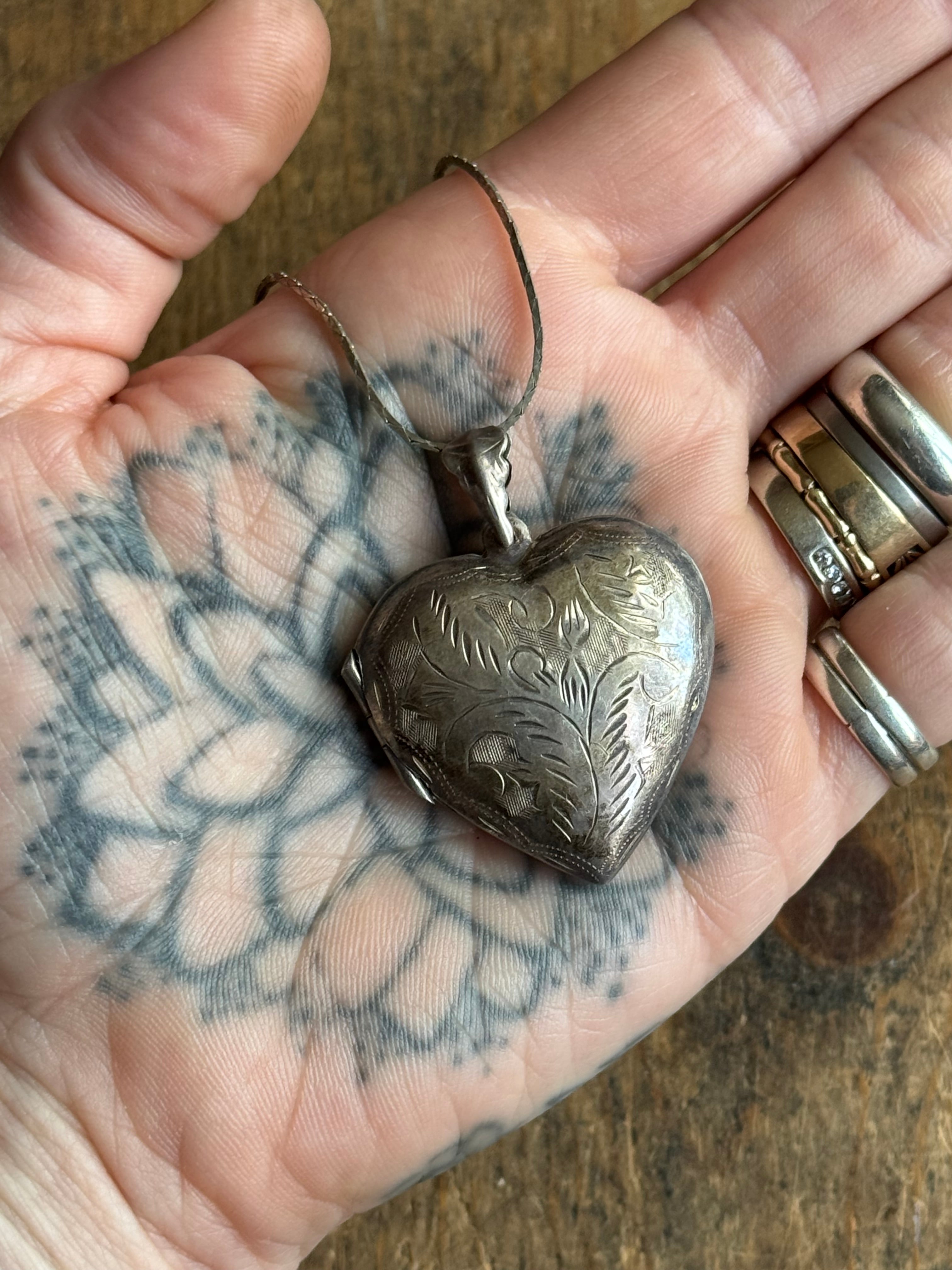 Vintage Sterling Silver Etched Heart Locket Necklace
