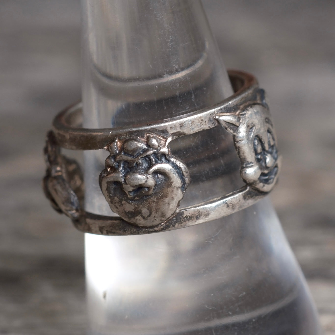 Vintage Sterling Silver Looney Tunes Ring 9
