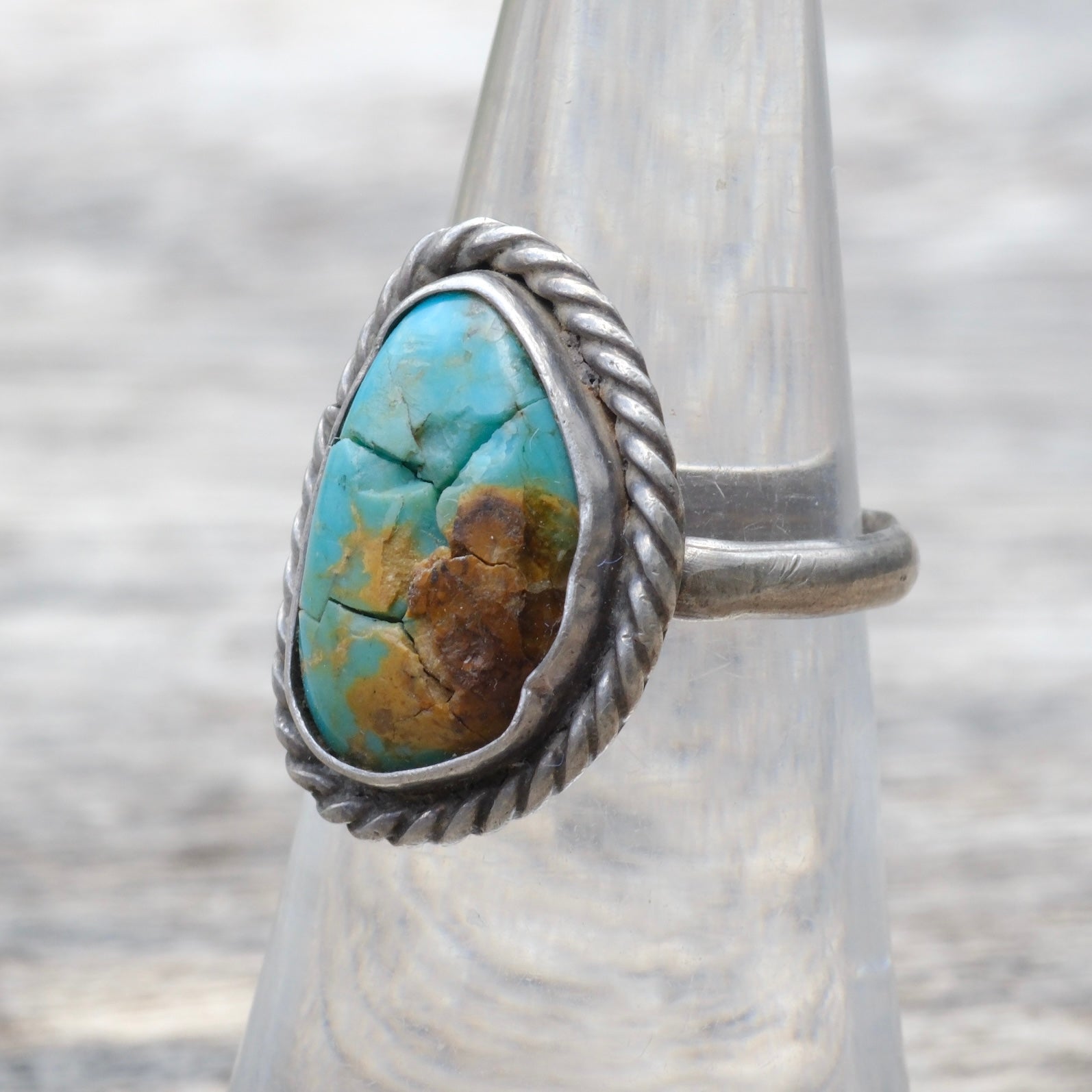 Vintage Sterling Turquoise Roper Ring 5.75