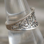 Vintage Sterling Floral Ring 7.75