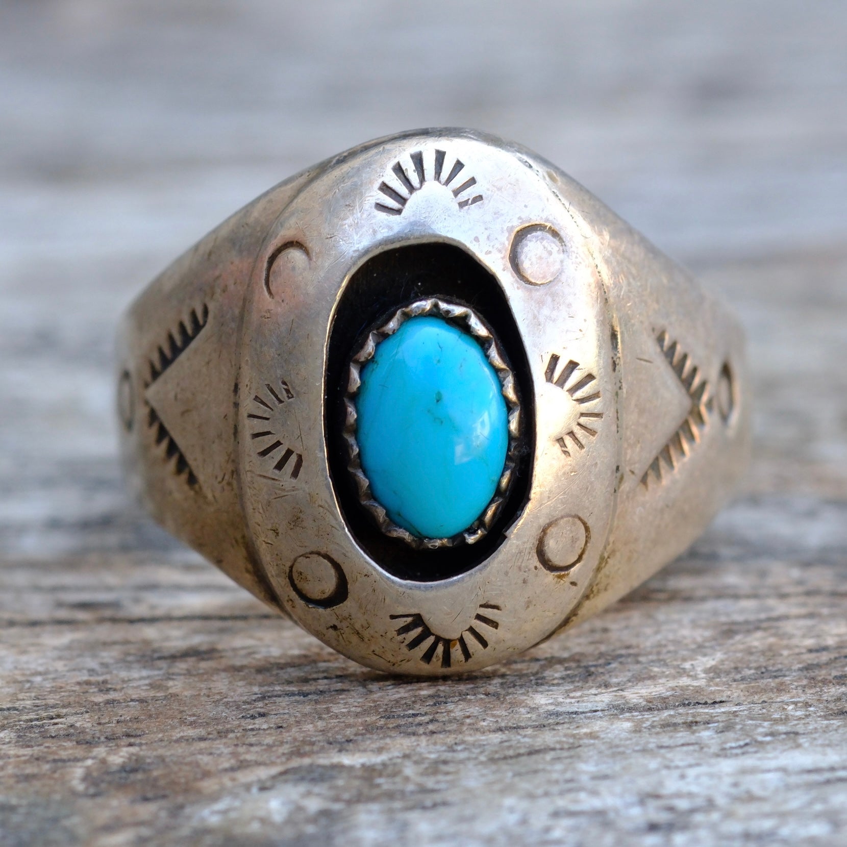 Vintage Sterling Stamped Shadowbox Ring 11