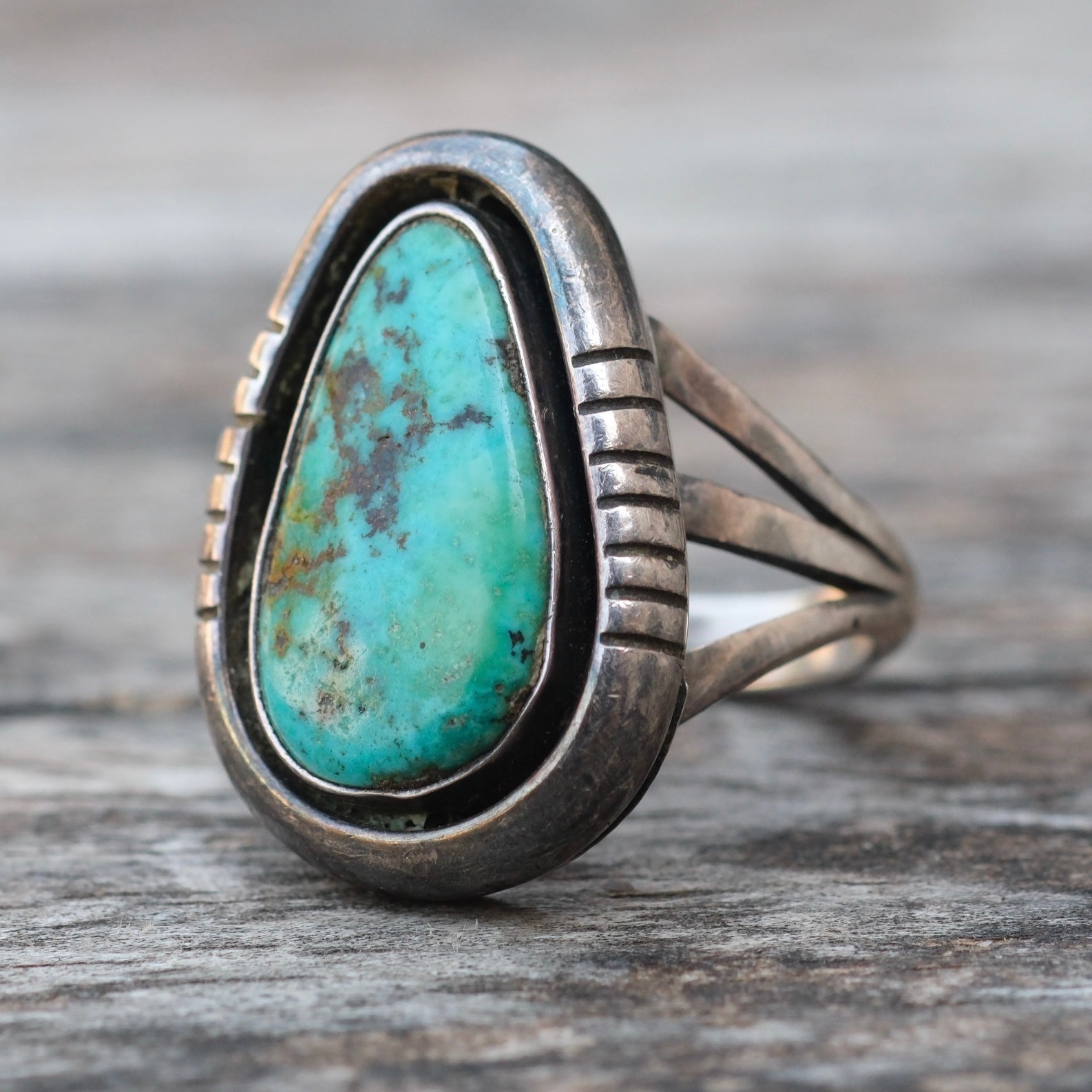 Vintage Sterling Turquoise Ring 6.75